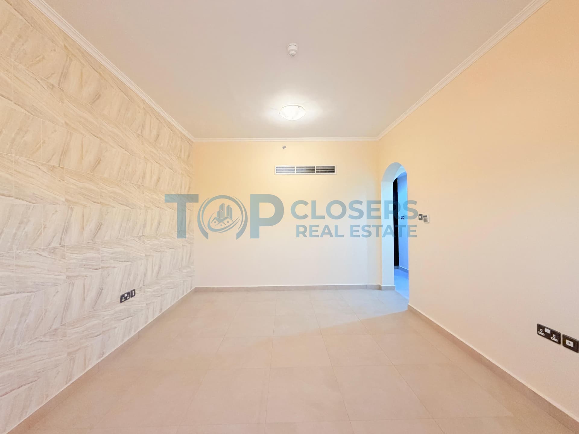 Prime Location | Near to Dubai Road |4 Payments - Image 1