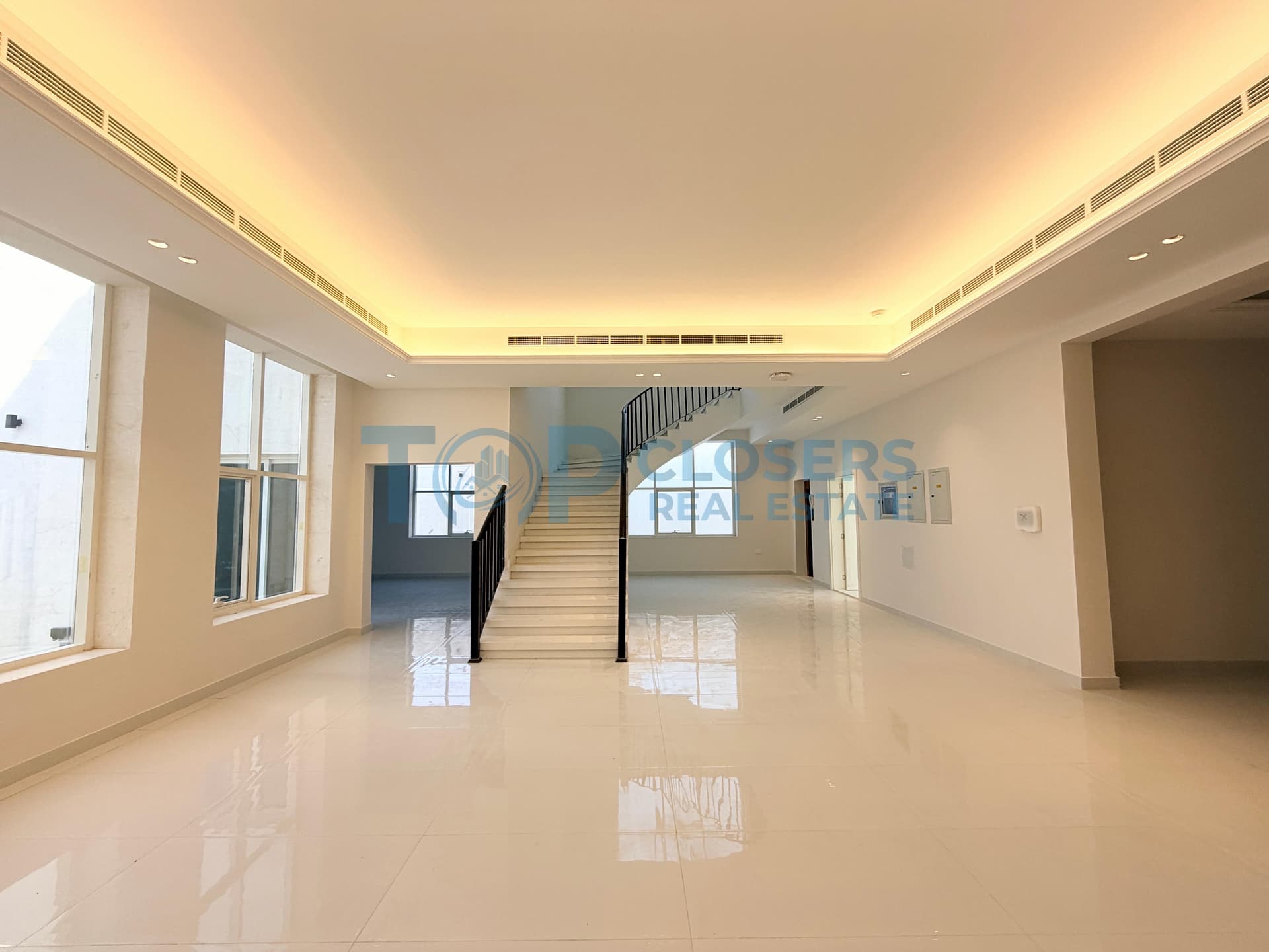 New Villa | Driver Room |Front Yard | Modern Villa - Image 4