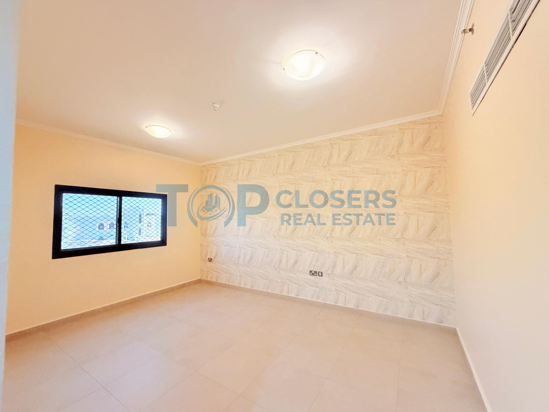 Prime Location | Near to Dubai Road |4 Payments - Image 3