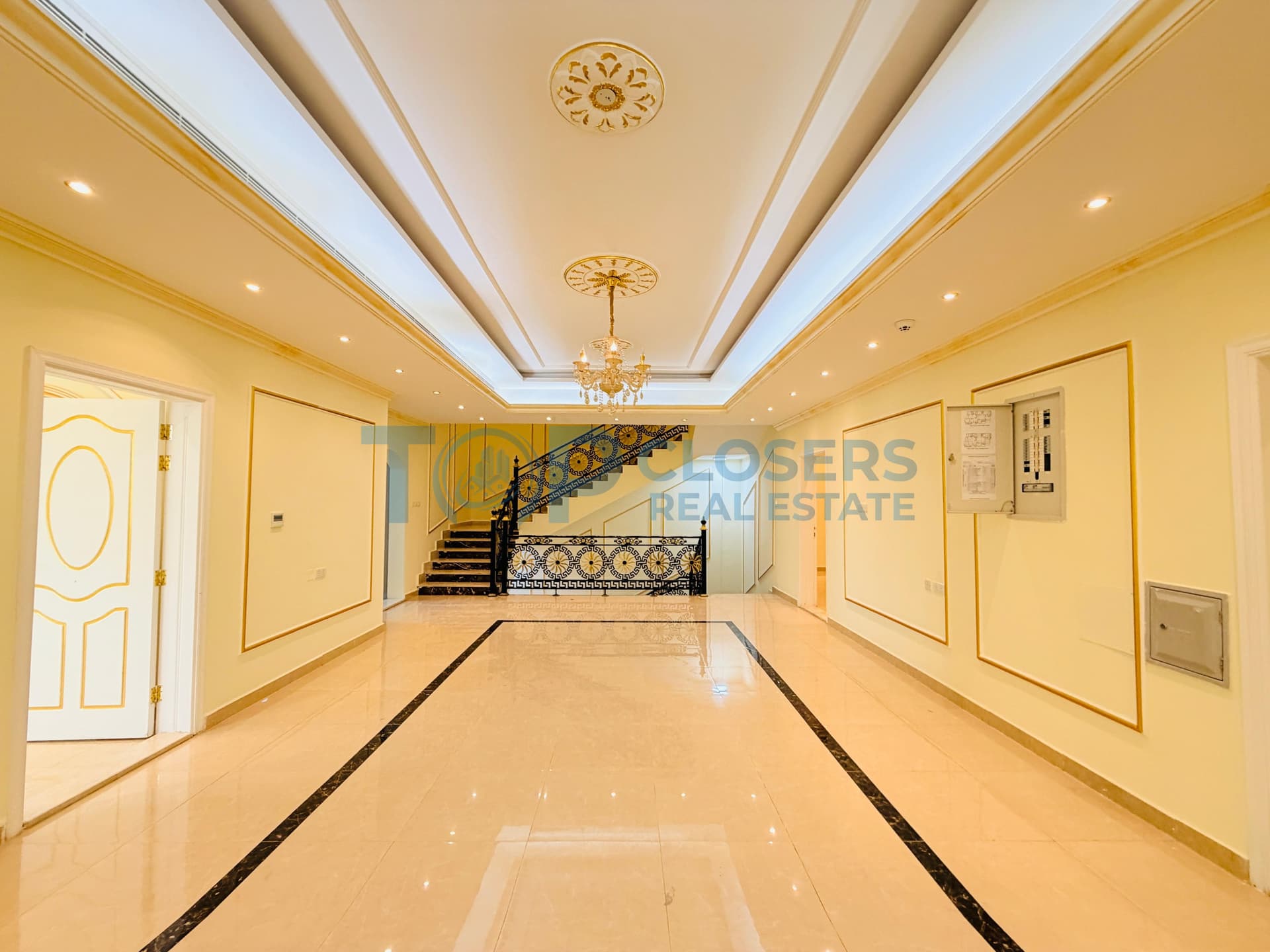 Prime Location | Private Entrance | Balcony | Yard - Image 3