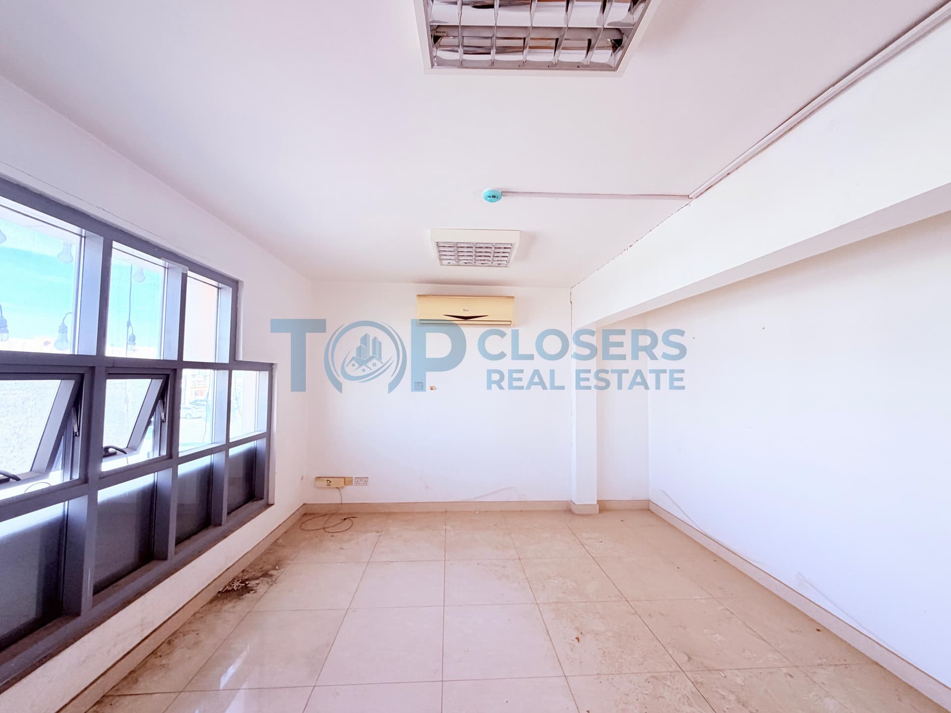 Prime Location|4 Payments| 77SQM|Tenancy Contract - Image 1