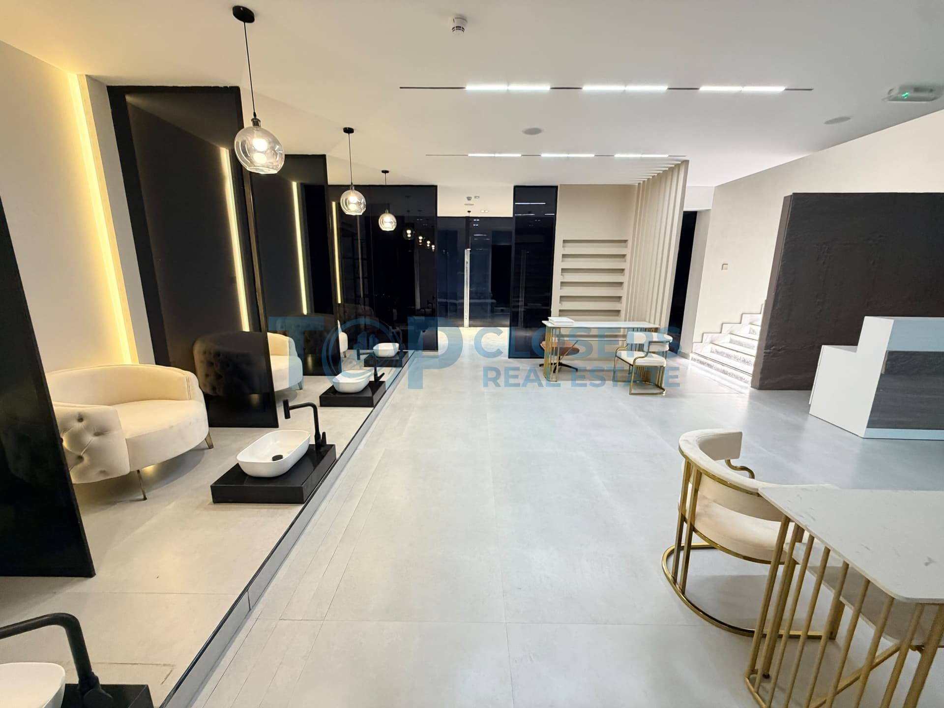 Commercial Villa | Ready For Salon | Fully Fitted - Image 2