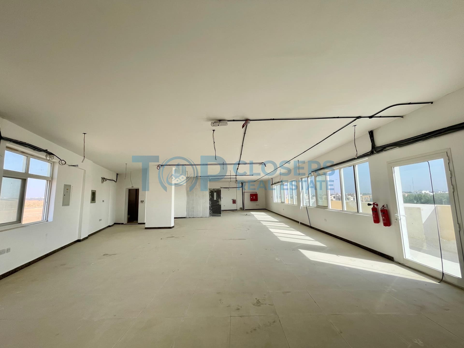 Main Street |950sqm | 3 Floors | Supermarket | - Image 2