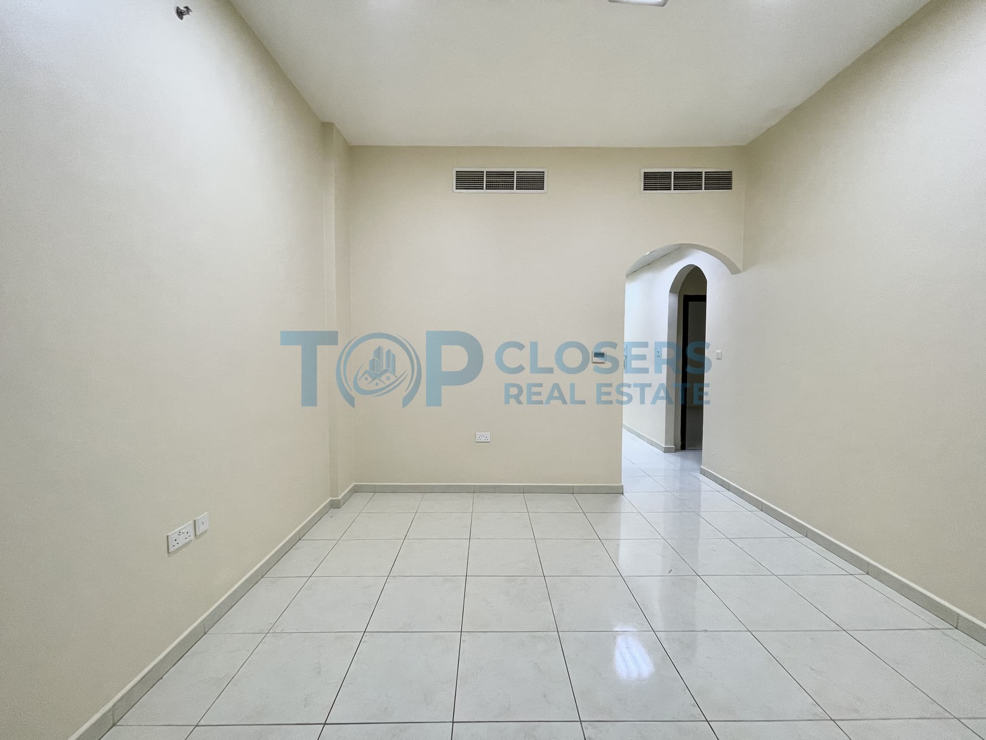 Basement Parking | Near Tawam and Burjeel Hospital - Image 1