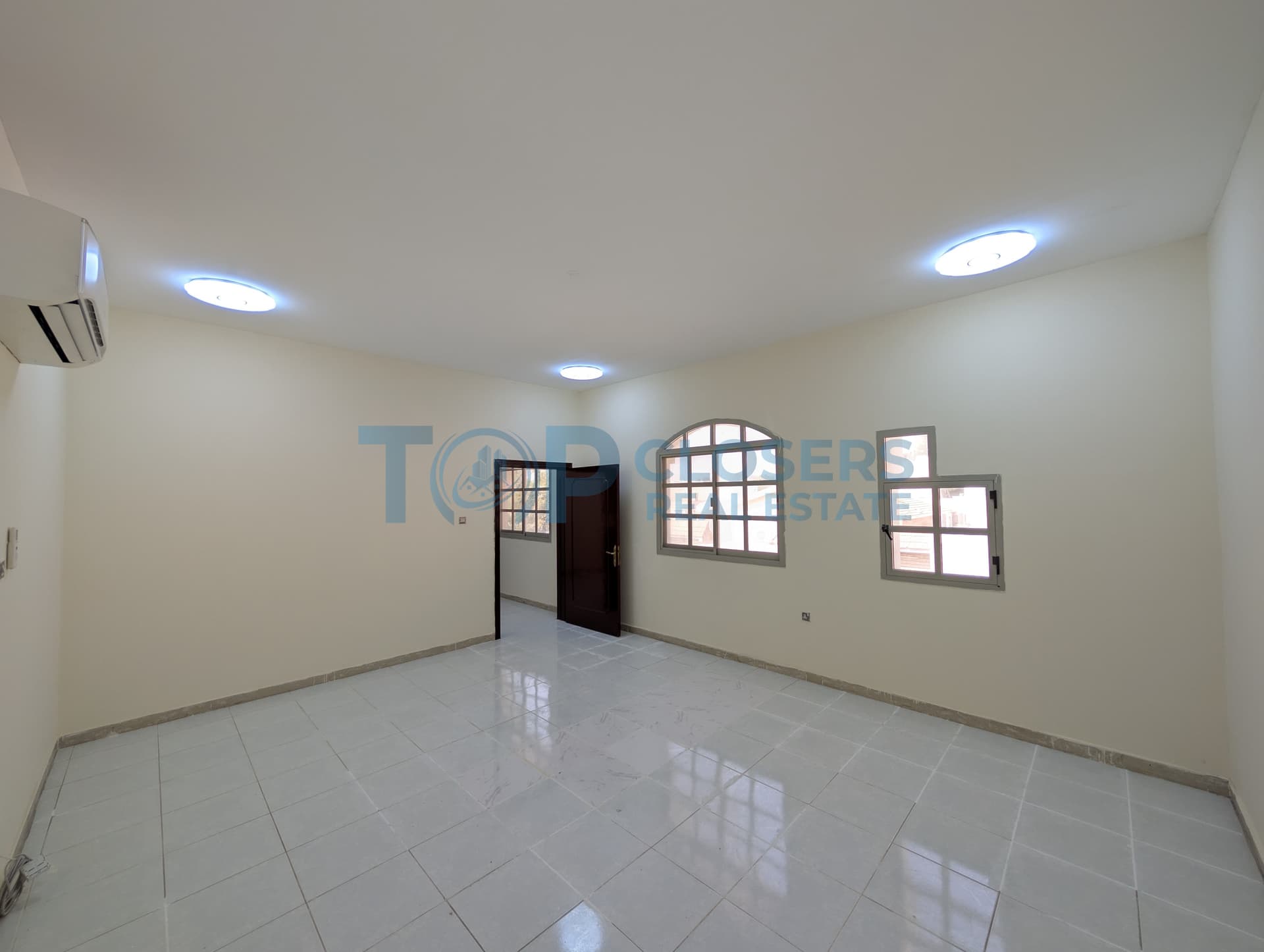 Spacious 3 BHK | Balcony | Hall and Majlis - Image 1