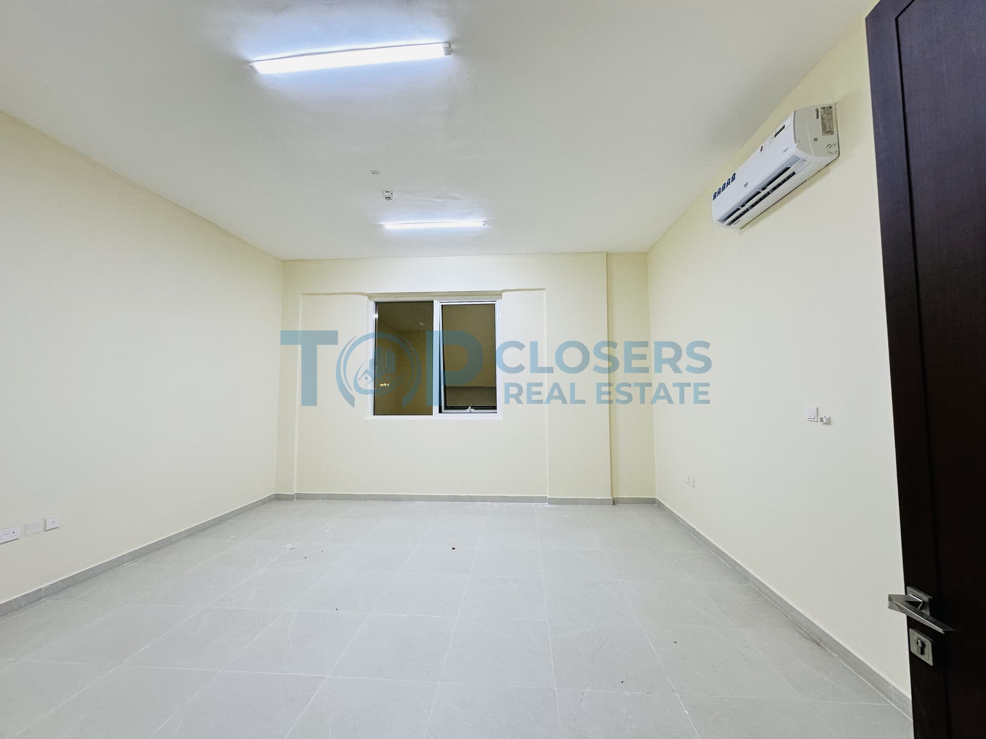 Spacious Brand New | Near Tawam Hospital | Near Market - Image 2
