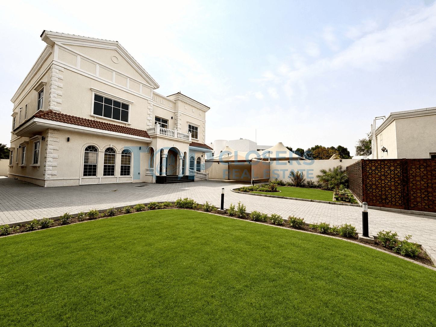 Luxurious Villa / Local rate / Prime Location - Image 1
