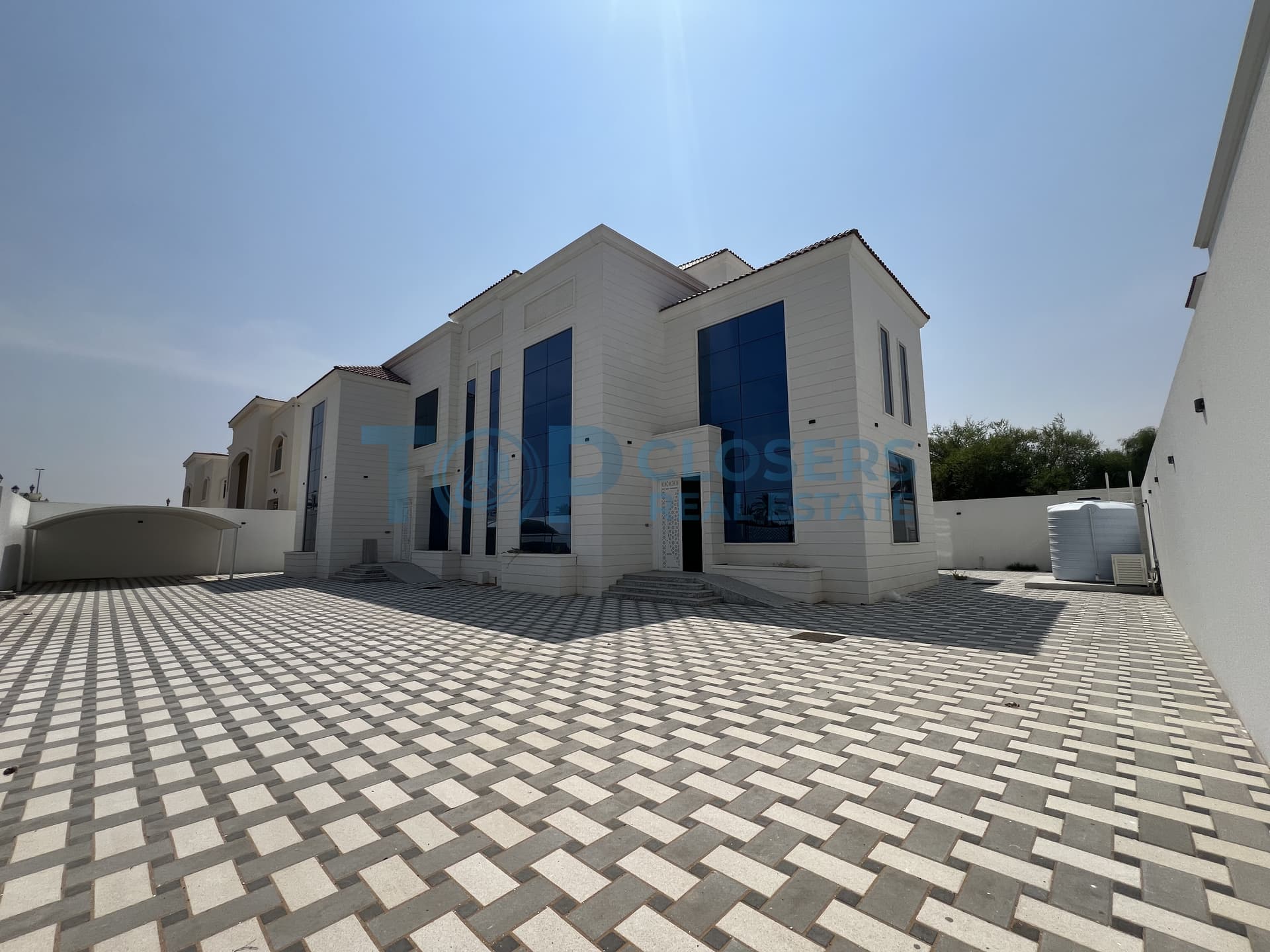Second Tenant | Luxuries Villa | Prime Location - Image 1