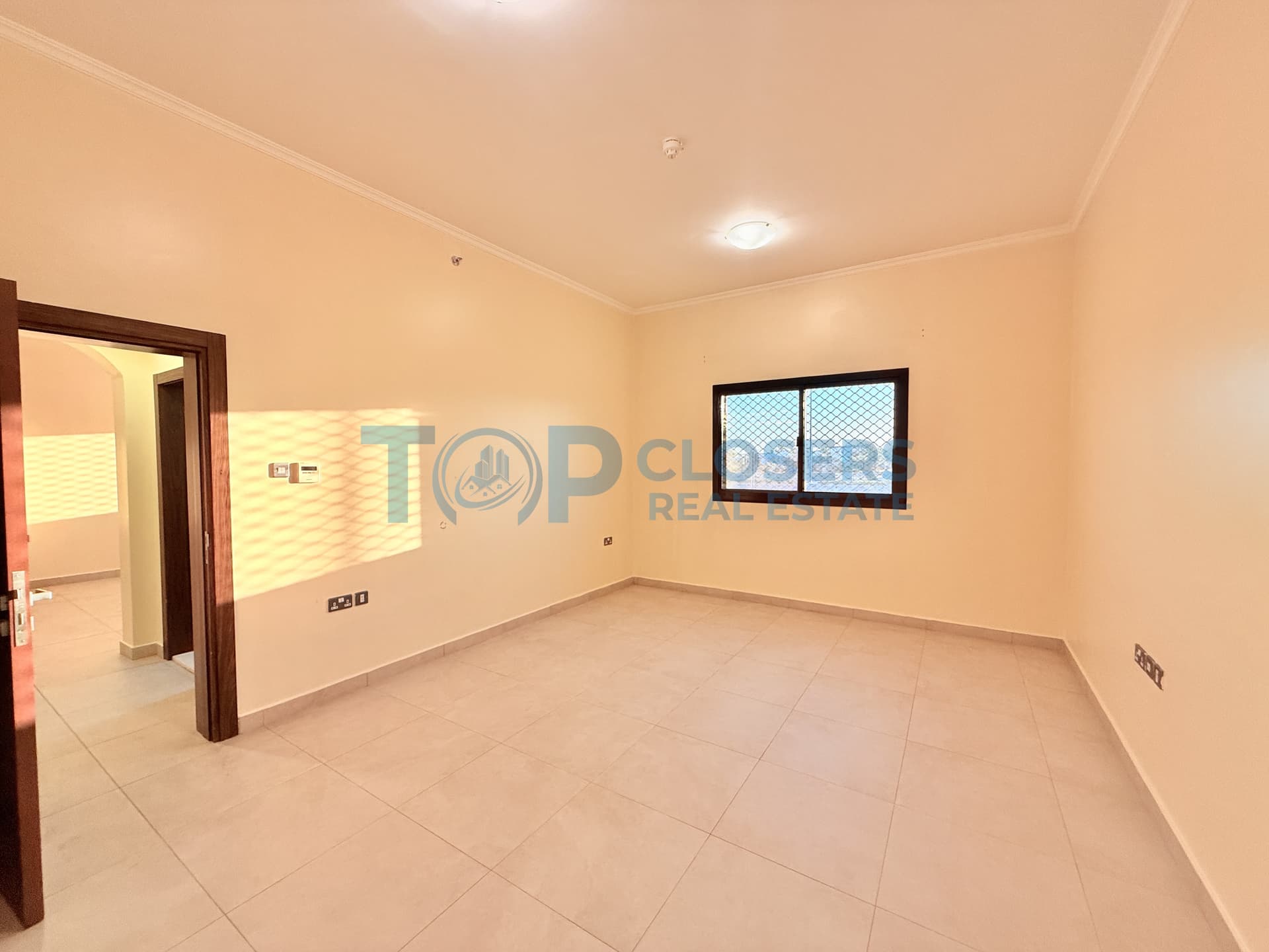 Spacious Apartment | Elevator | Basement Parking - Image 3