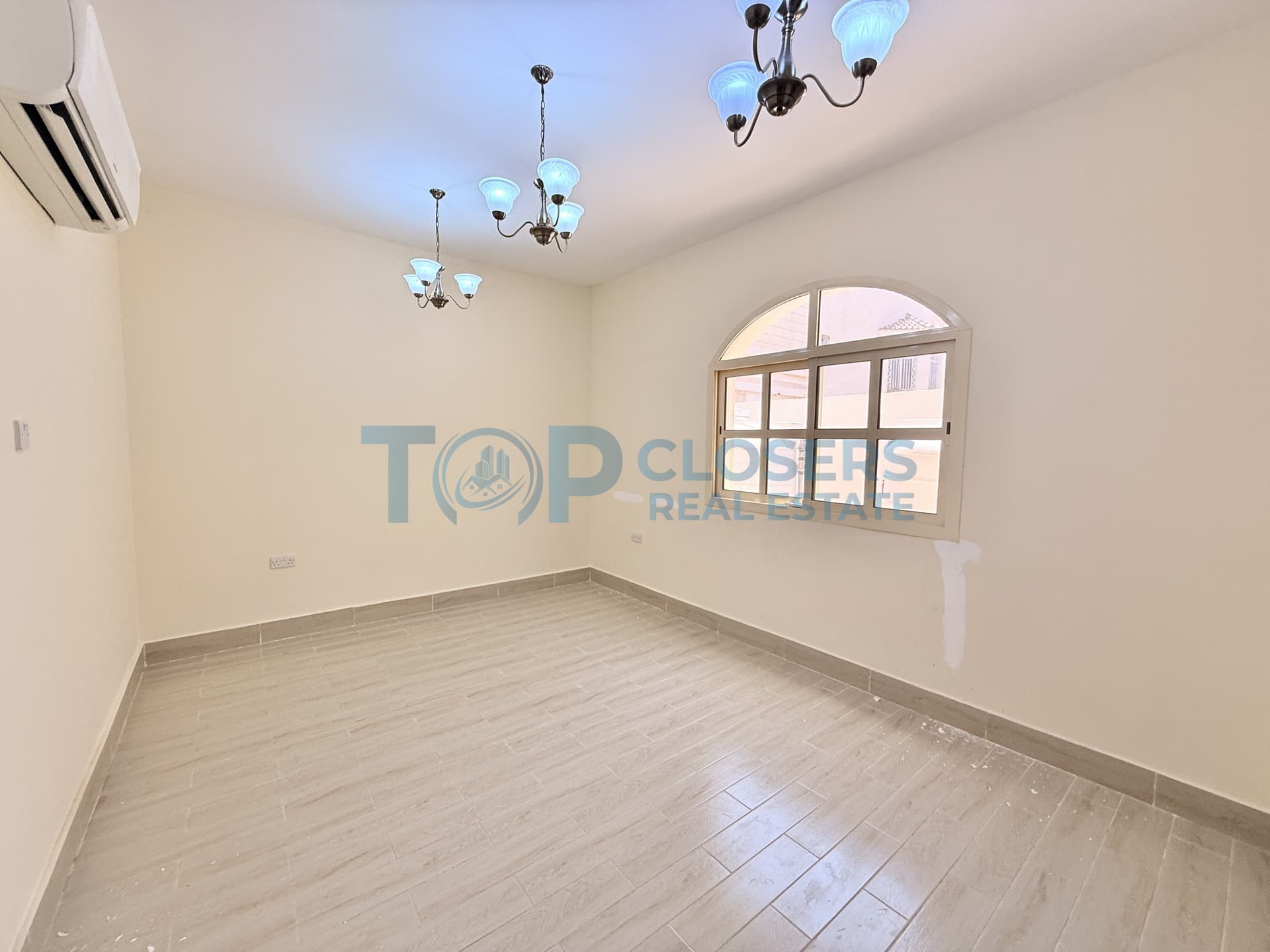 3BED Villa| Electricity On Local Rate| Good Location - Image 2