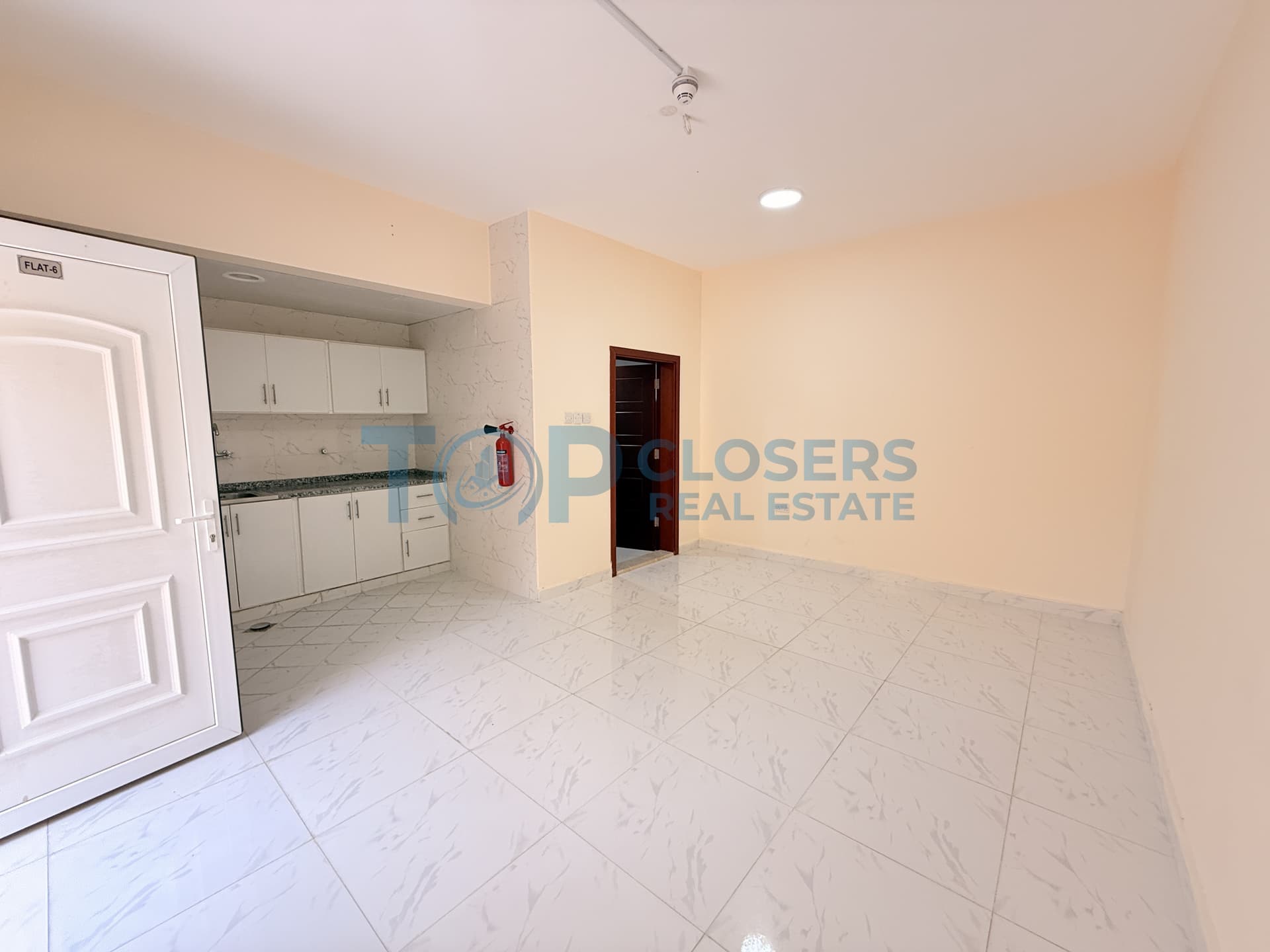Private Entrance | Tawteeq Contract | Covered Parking - Image 4
