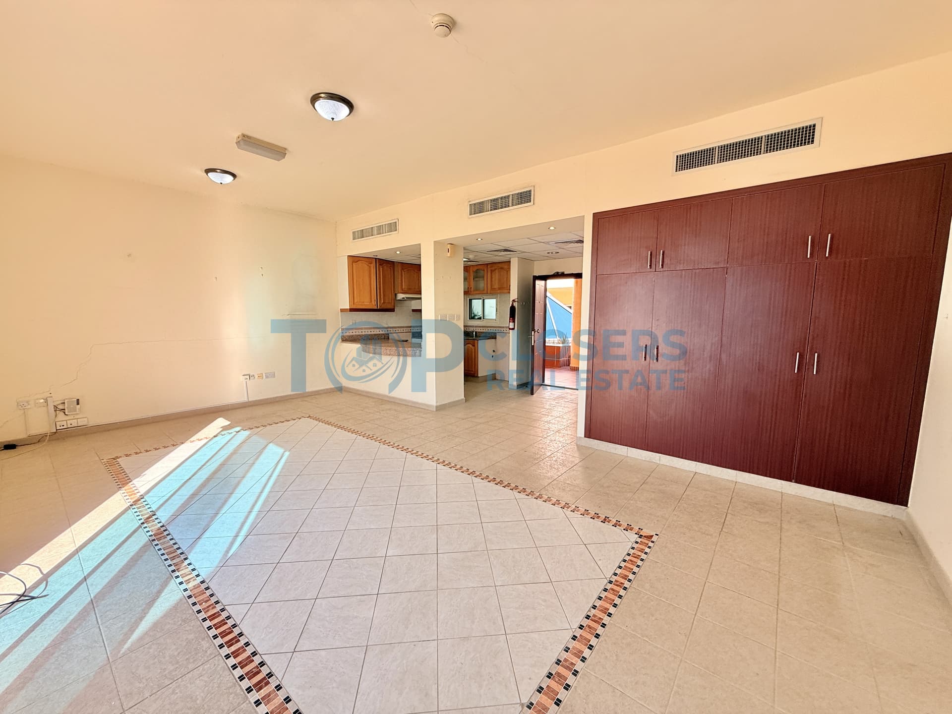 Spacious Studio | Gated Community | Gym & Pool - Image 2