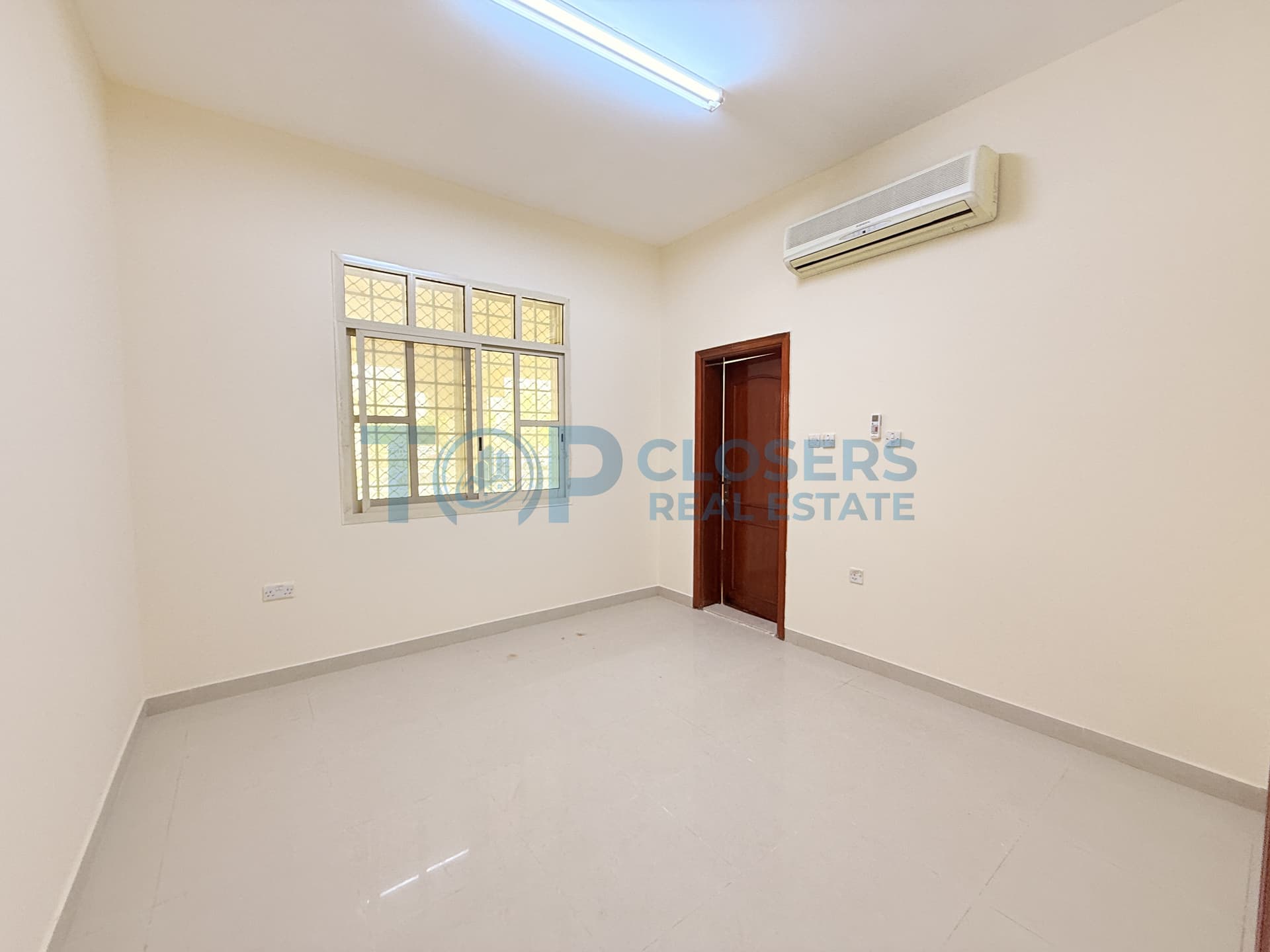Spacious Apartment | Includes Utilities | Monthly - Image 2