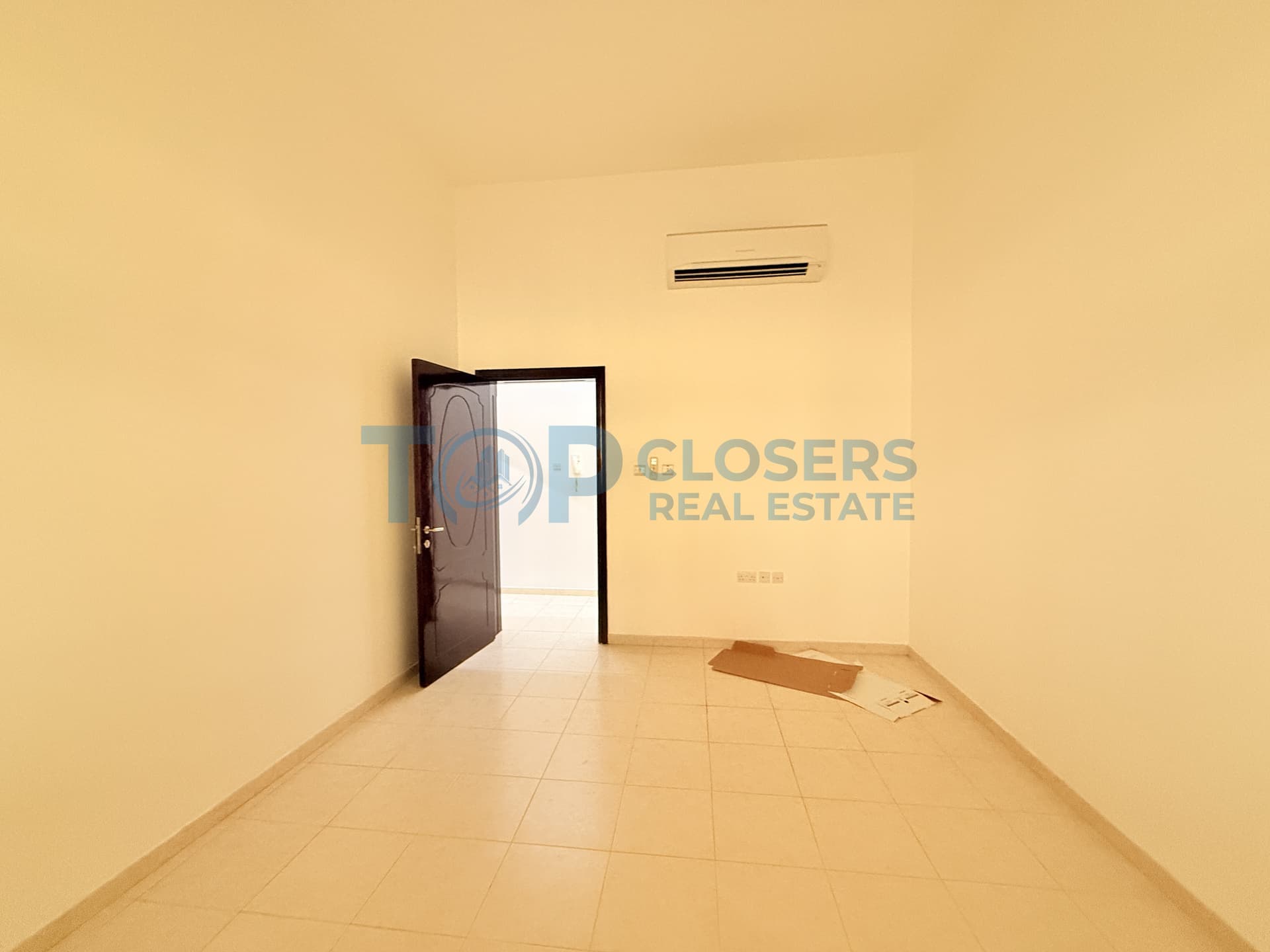 Spacious Apartment | Good Location | Covered Parking - Image 4