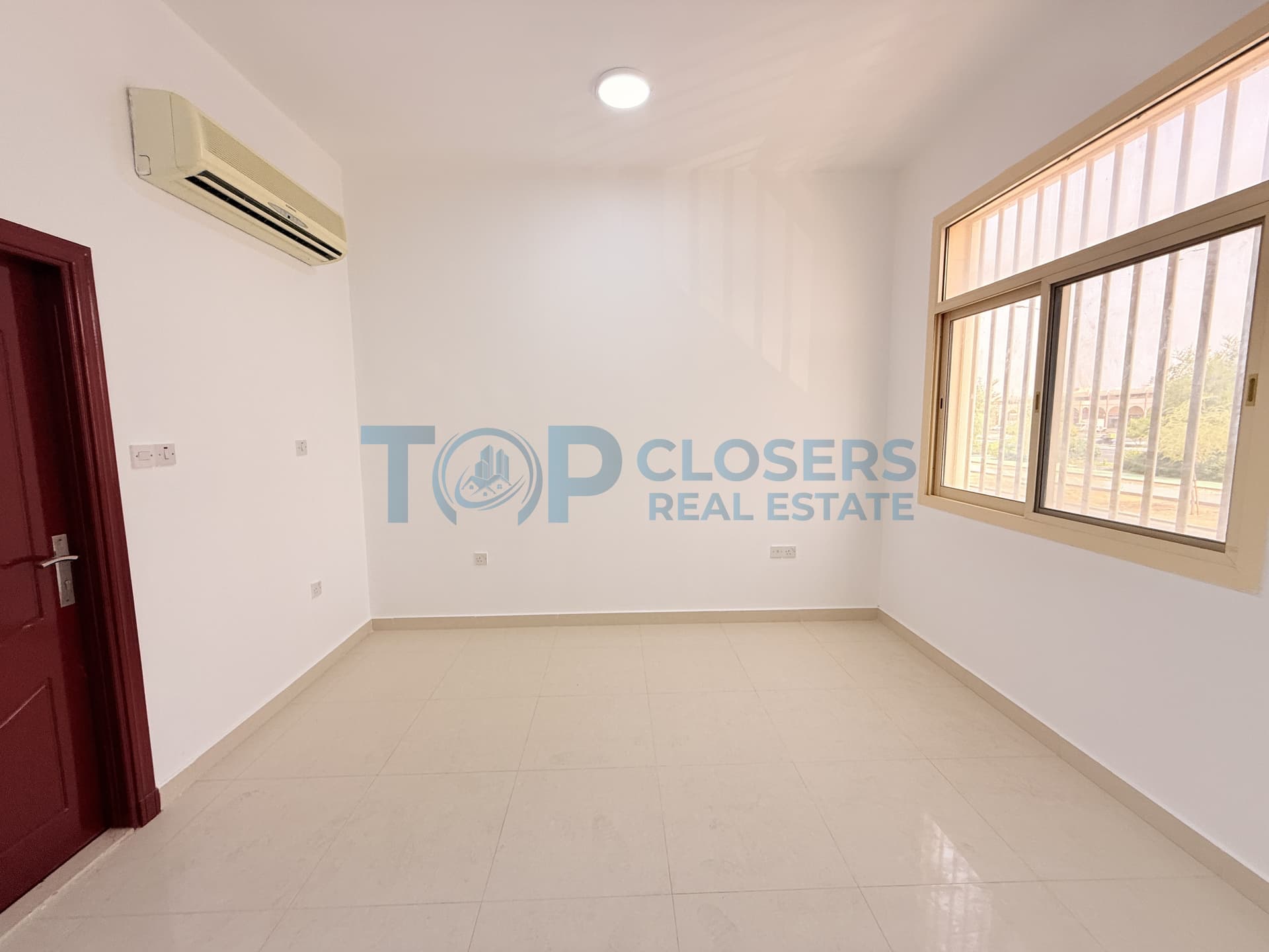 Spacious Apartment | Wardrobe | Basement Parking - Image 4