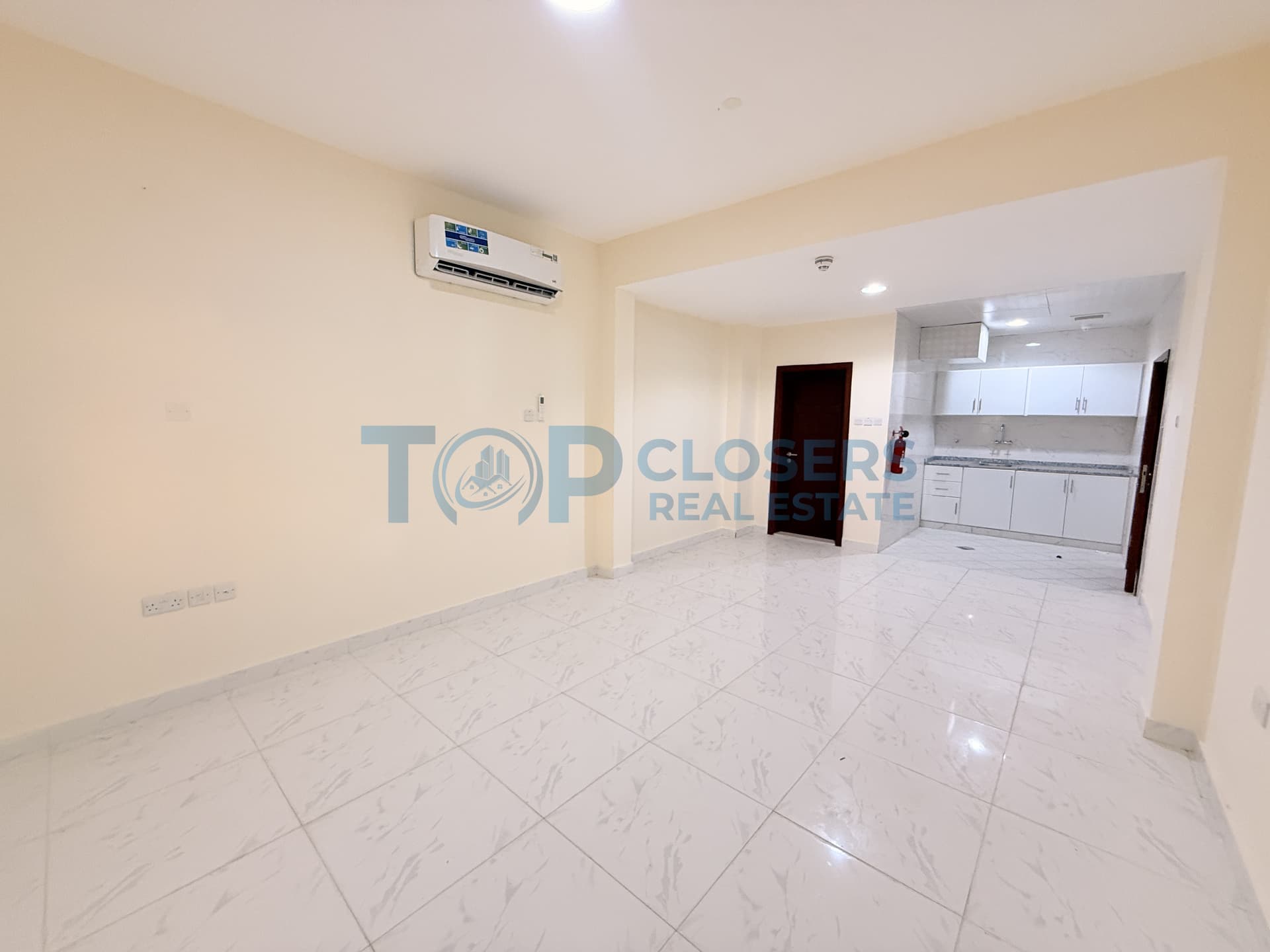 Studio with Tawteeq | Good Location | Covered Parking - Image 4