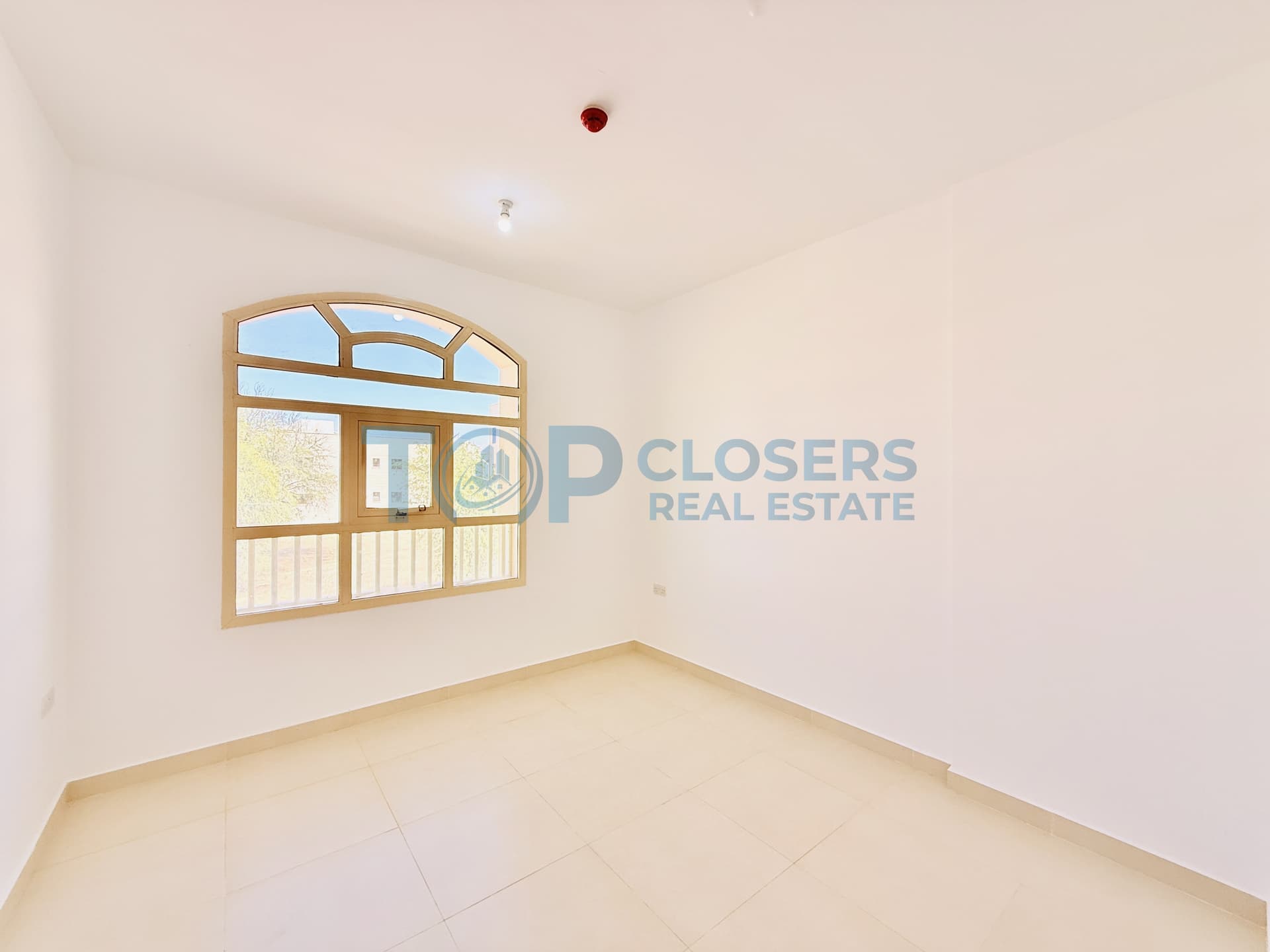 Spacious Apartment | Elevator | Basement Parking - Image 4