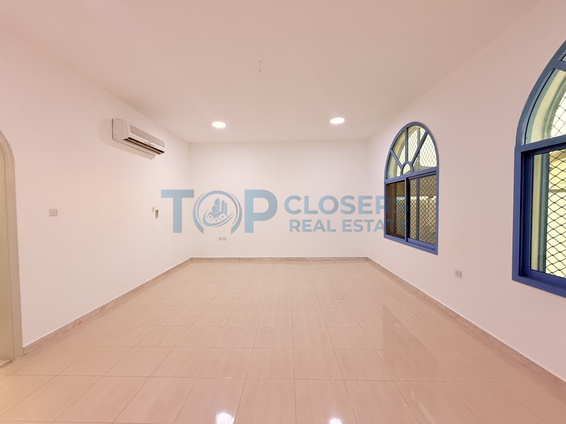 Private Entrance 3BHK | Spacious Apartment | Maids Room| - Image 4