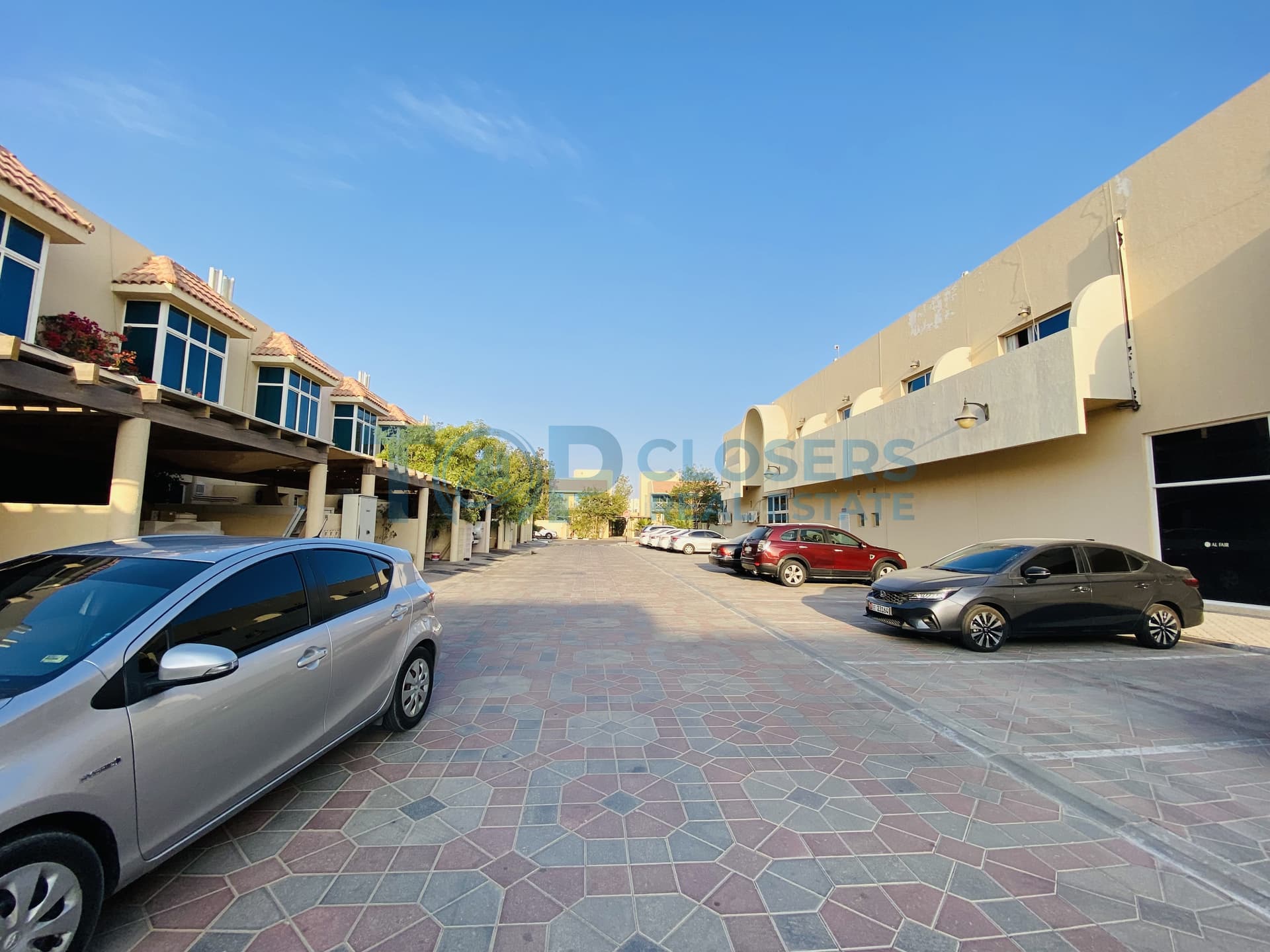 Spacious Studio | Gated Community | Gym & Pool - Image 1