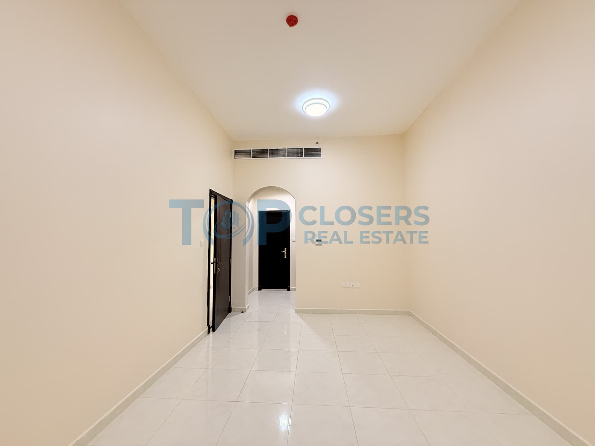 Spacious Apartment | Elevator | Basement Parking - Image 2