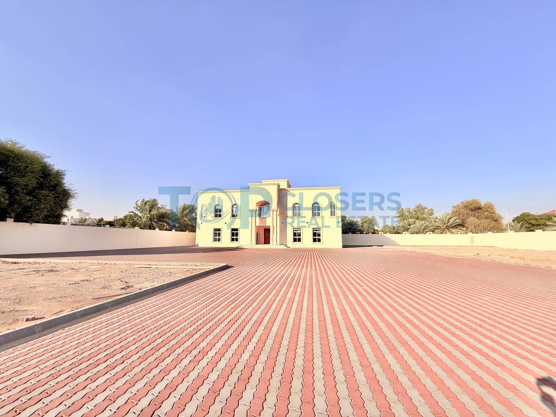 8 BED Brand New Villa | Huge Yard | Good Location - Image 1