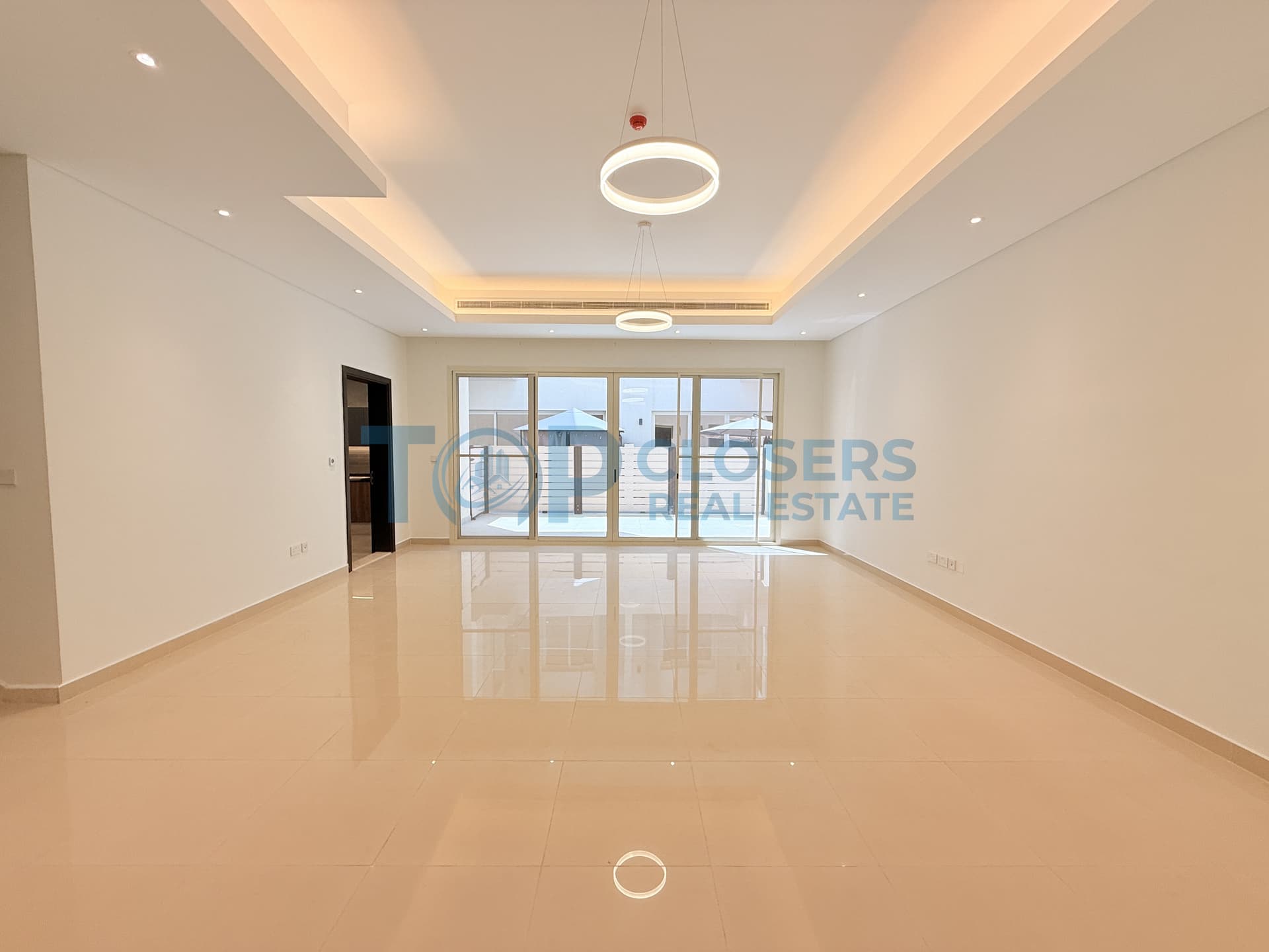 5BED Villa | Gated Community | Maids Room | Gym - Image 2