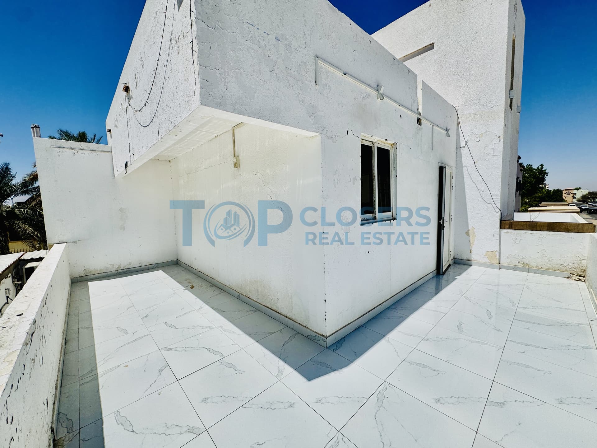 Free Utilities | Huge Balcony | Prime Location - Image 1