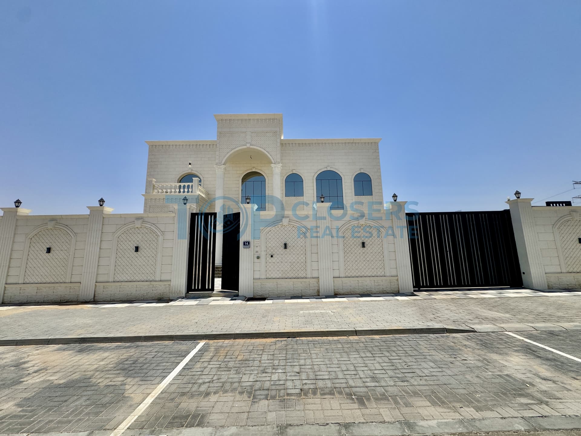 Modern Villa | Prime Location | Tawtheeq Contract - Image 1