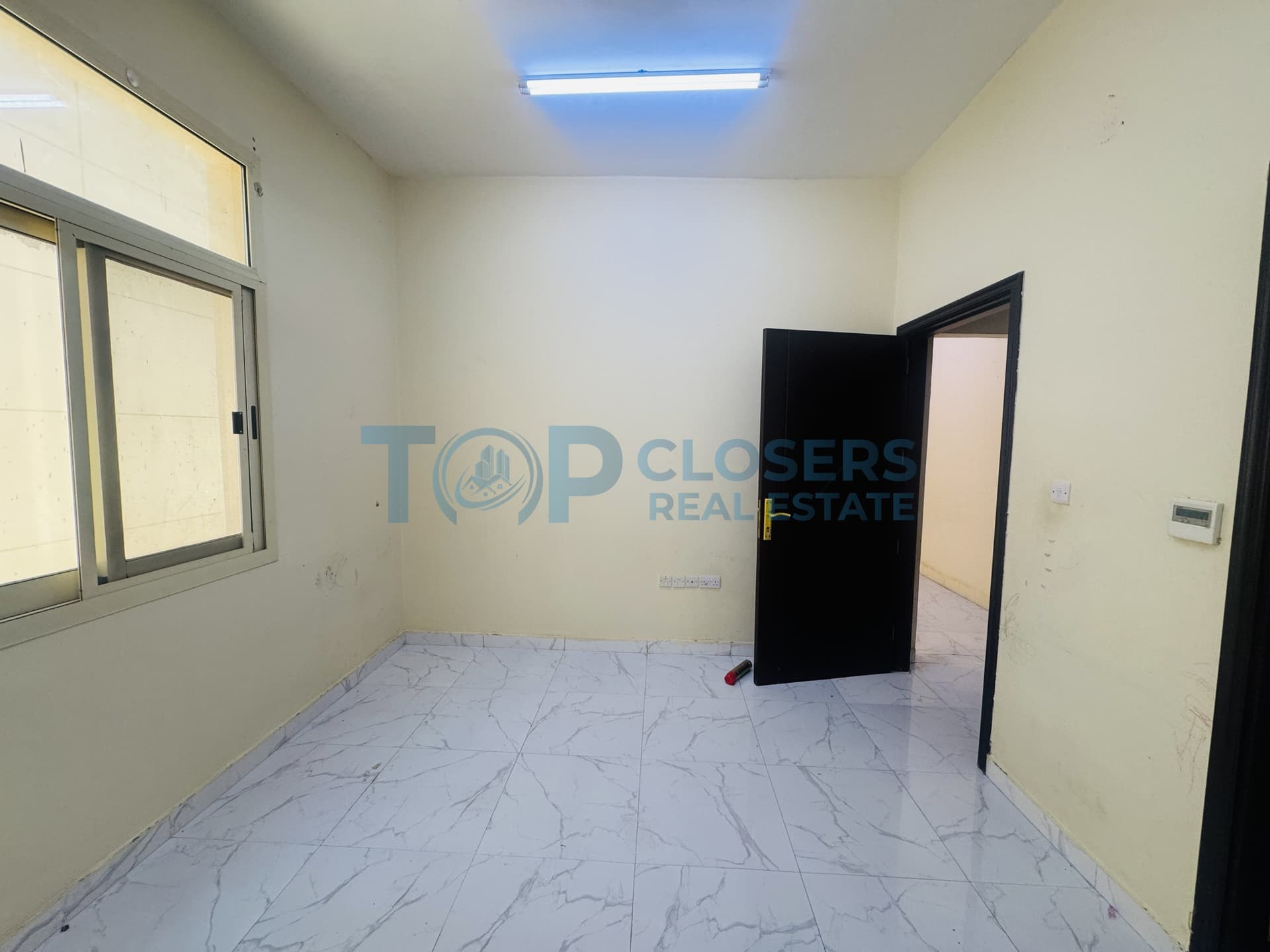 Ground Floor | Central AC| Near To NMC Hospital - Image 1
