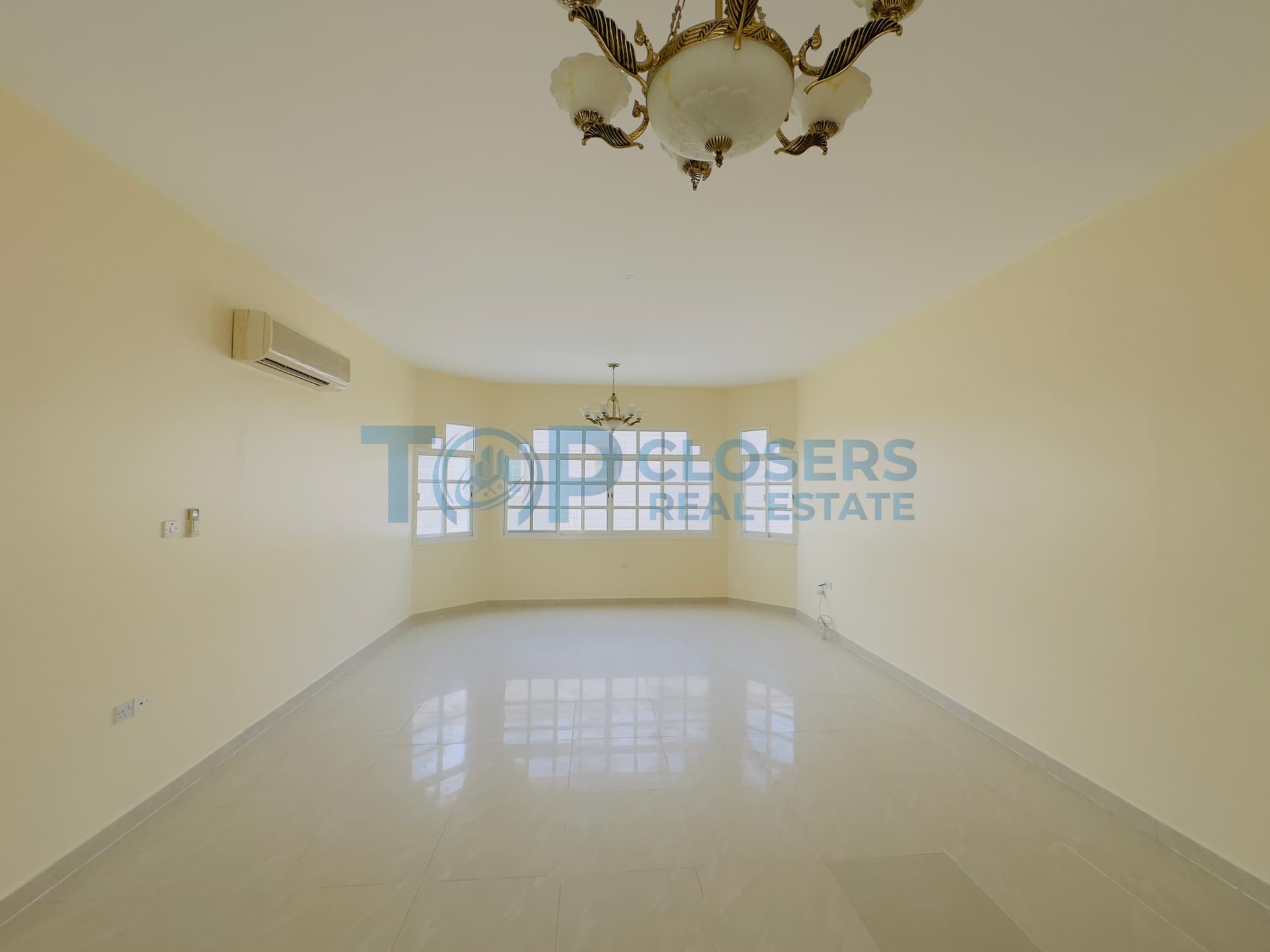 Near To School| Prime Location | Ready To Move - Image 2