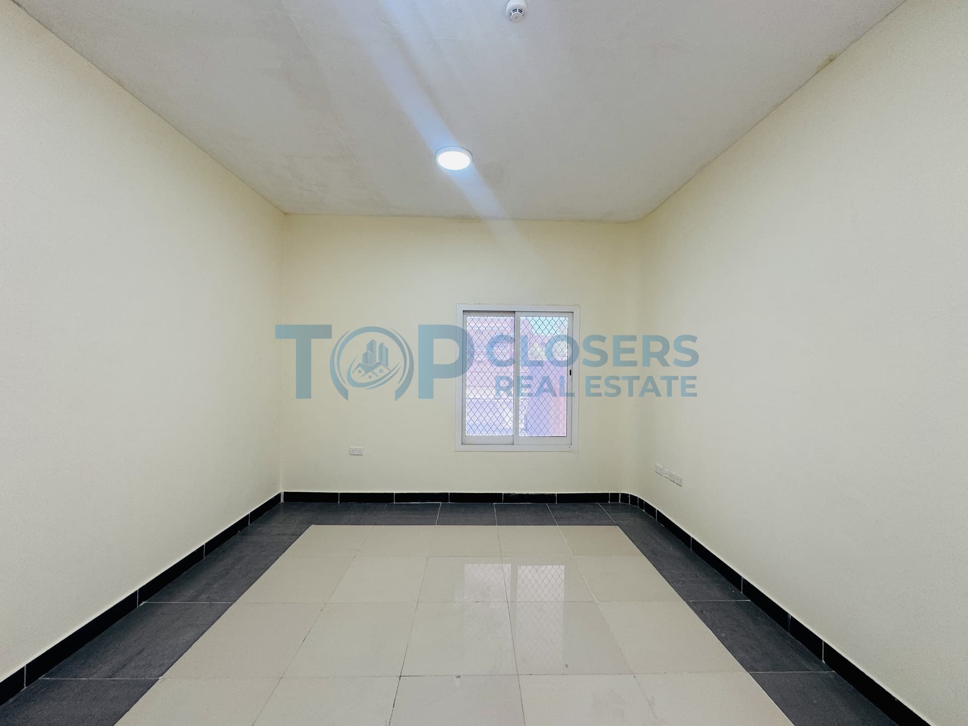 Free Utilities | Near To Burjeel | Prime Location - Image 1
