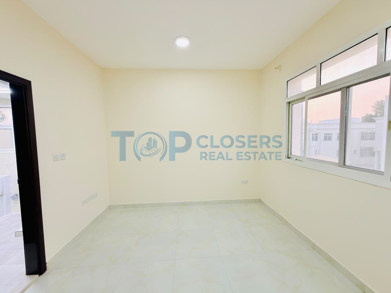 Really To Move| Near Jimi Mall| Bright and Clean - Image 1