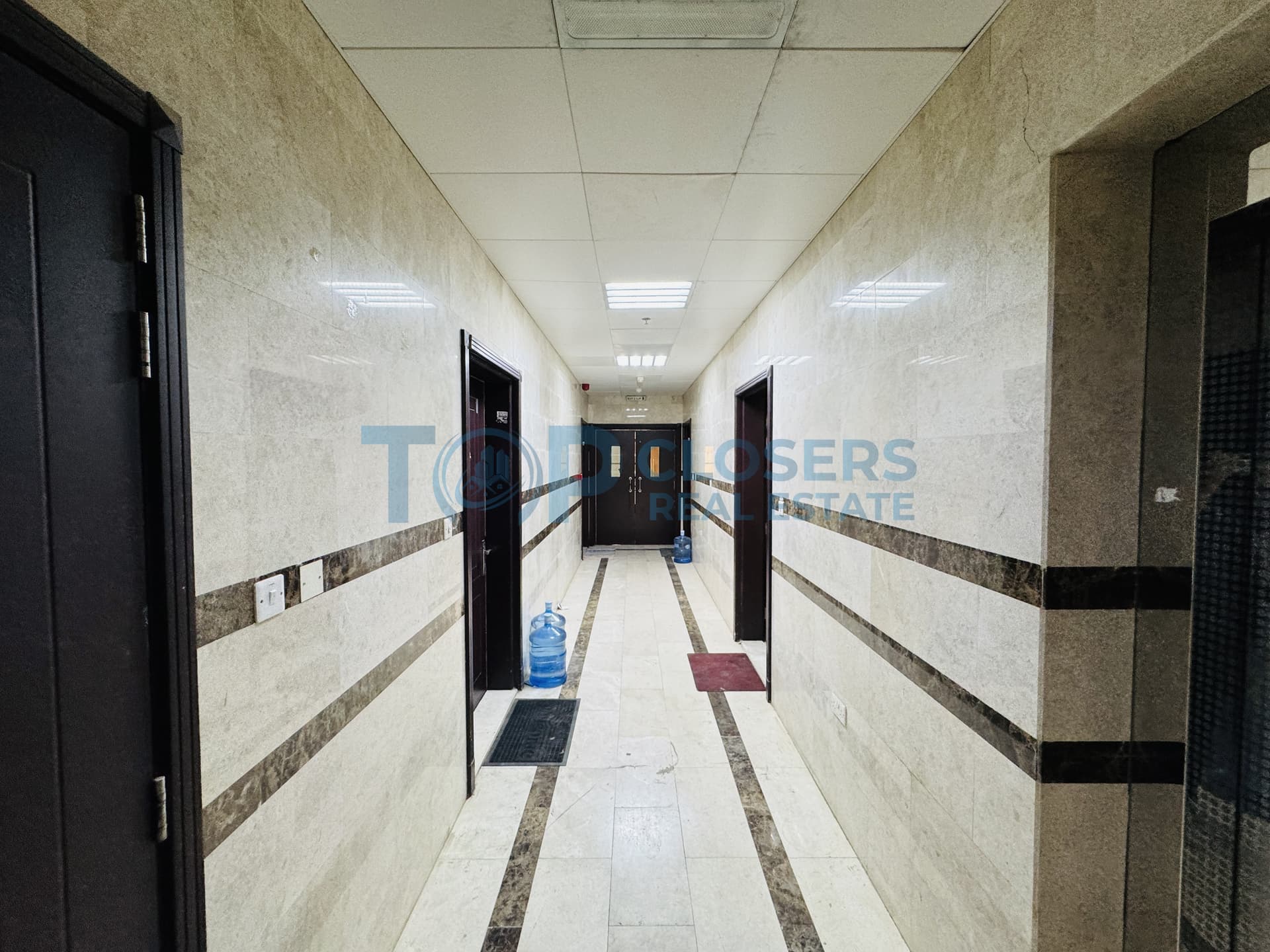 First Floor| Elevator | Basement Parking | 3 Bhk - Image 1