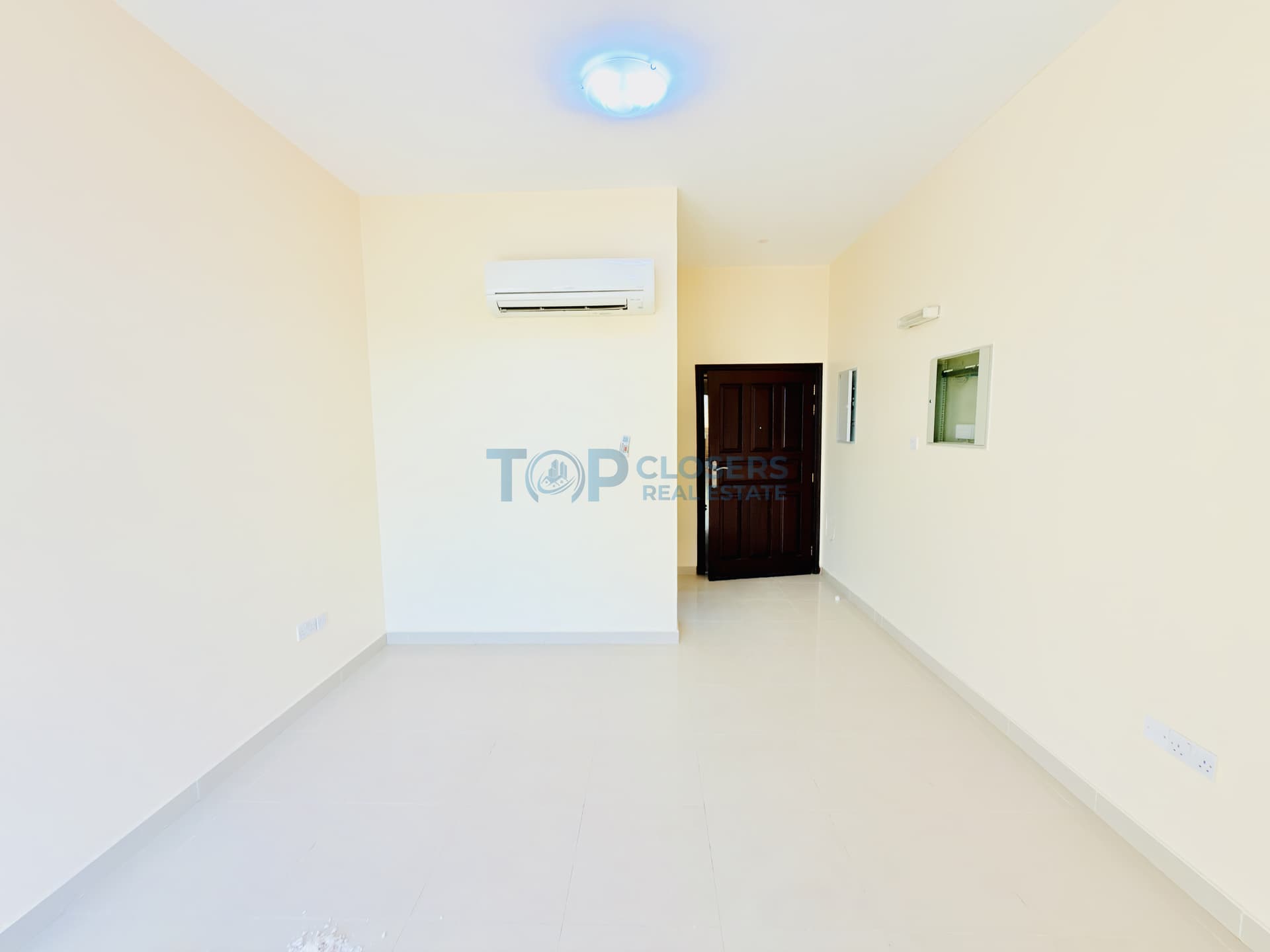 First Floor|Spacious and Bright| Built In Wardrobe - Image 2