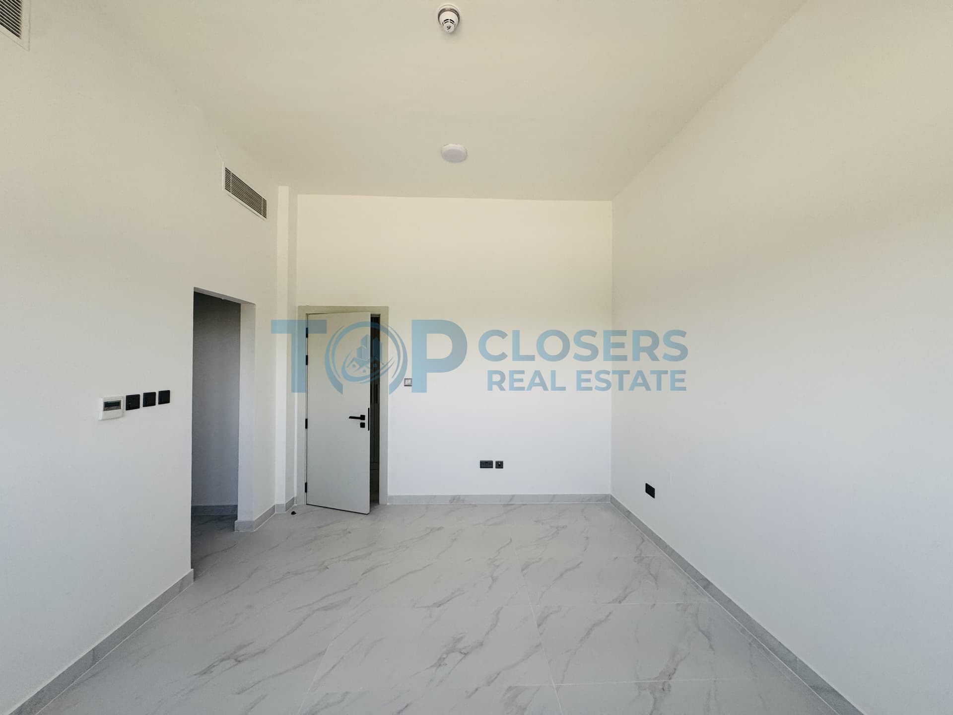 Brand new | Prime Location | Central AC - Image 3
