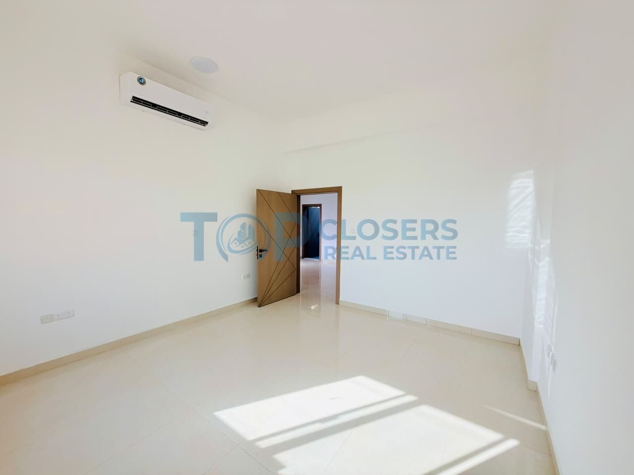 Brand New| Ready To Move|Free Water Electricity - Image 3