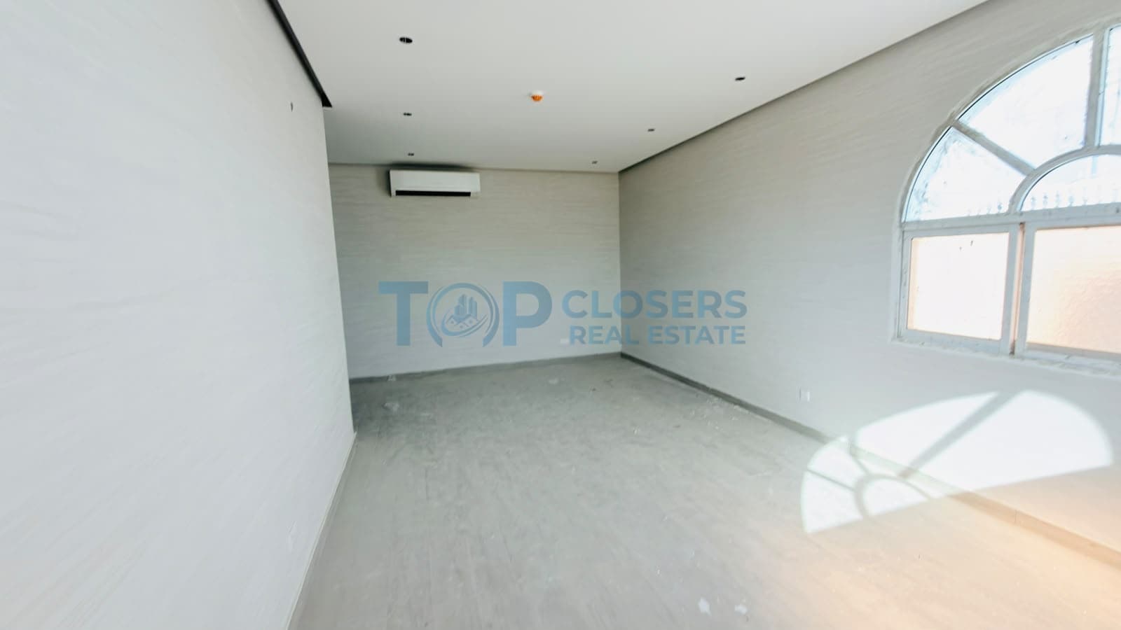 Brand New| Modern Design|Prime Location|Monthly - Image 2