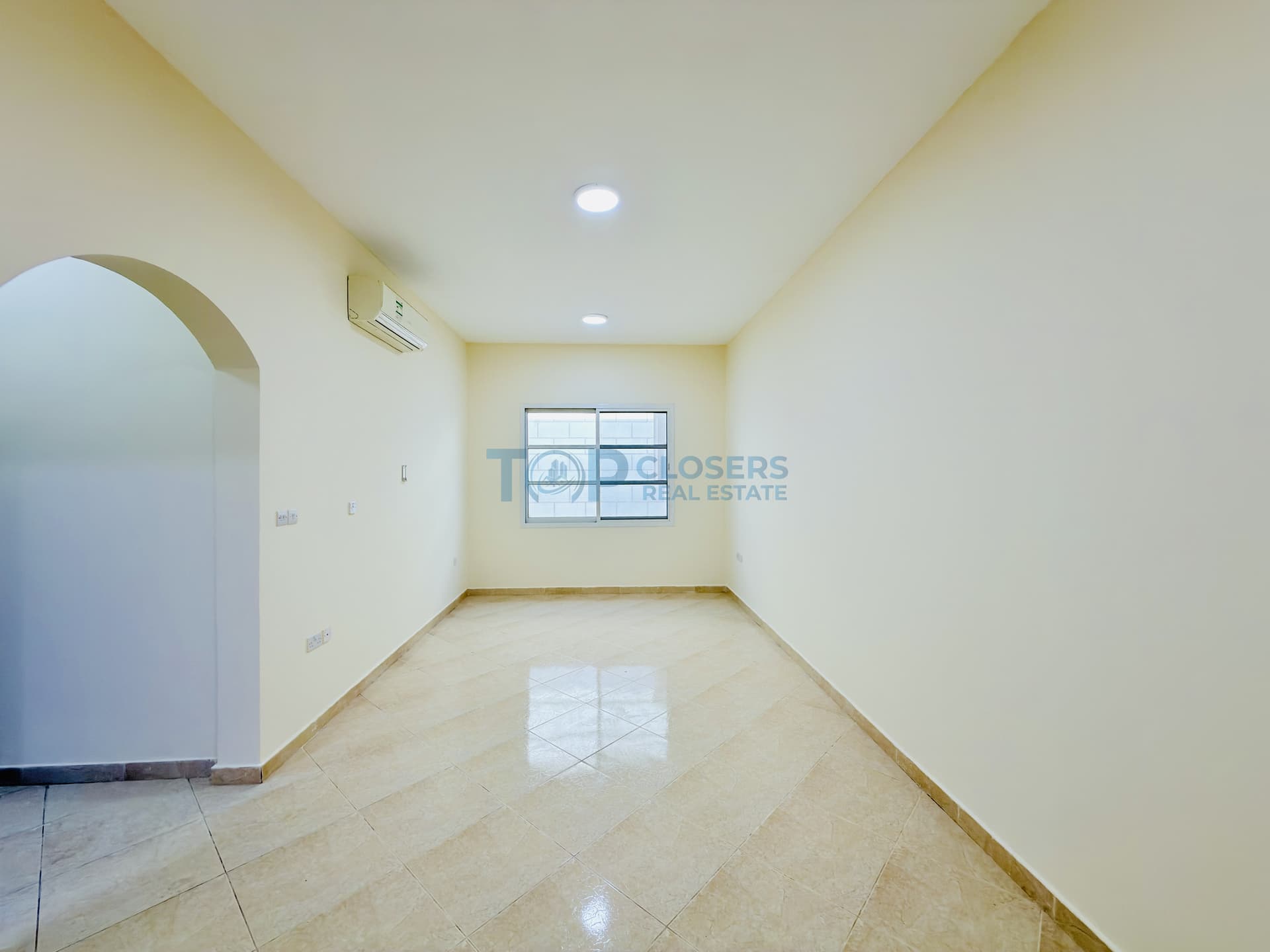 Spacious and Bright |Near To School|Prime location - Image 1