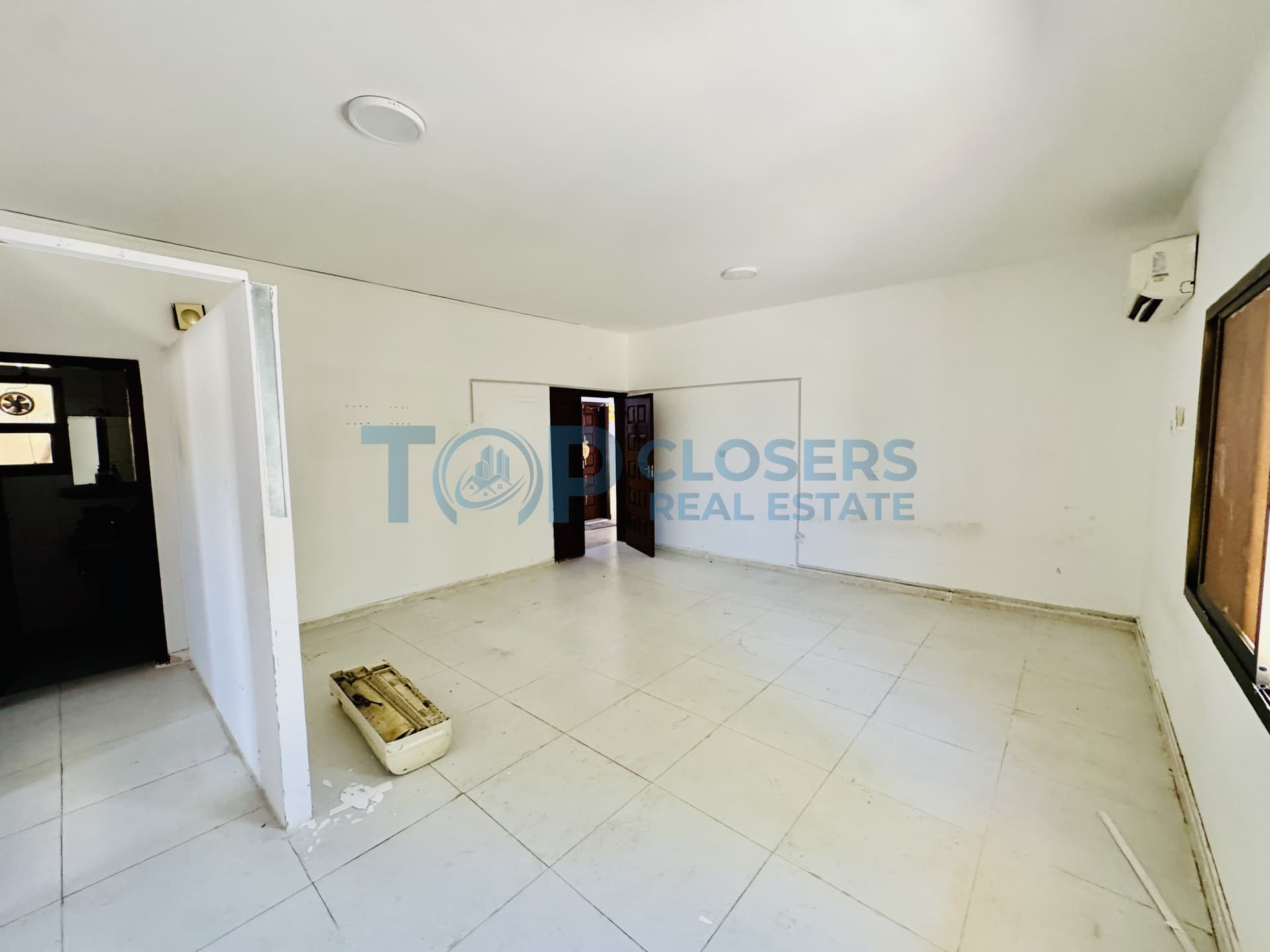 Ground Floor| Spacious | Near Oasis School - Image 3