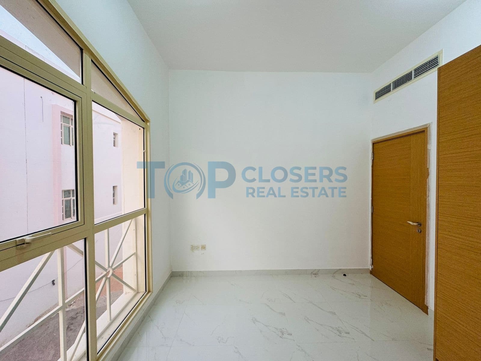 2nd Tenant | Central Duct | Prime Location | 2 Bhk - Image 4
