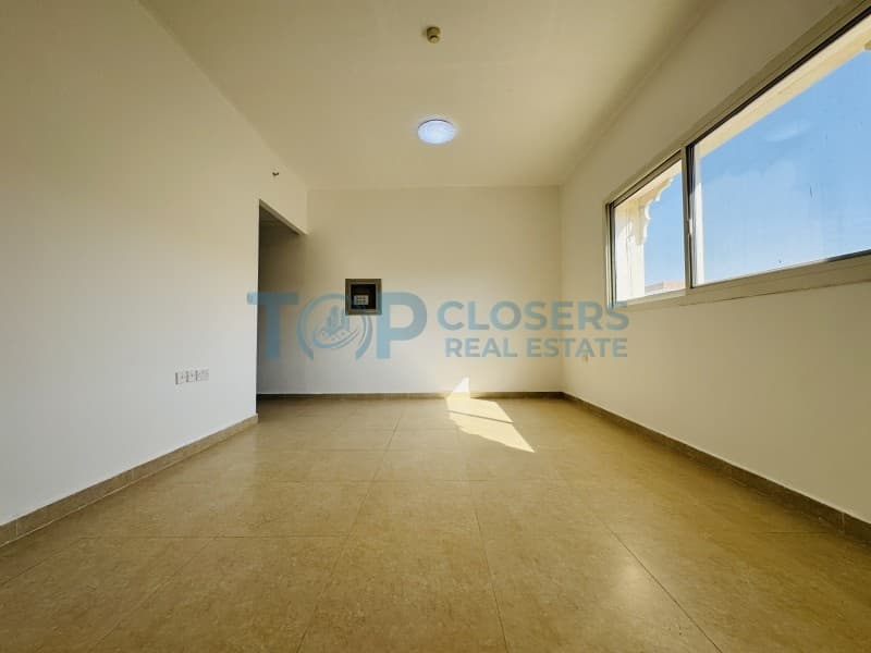 Prime location | Near School| Ready To Move - Image 4