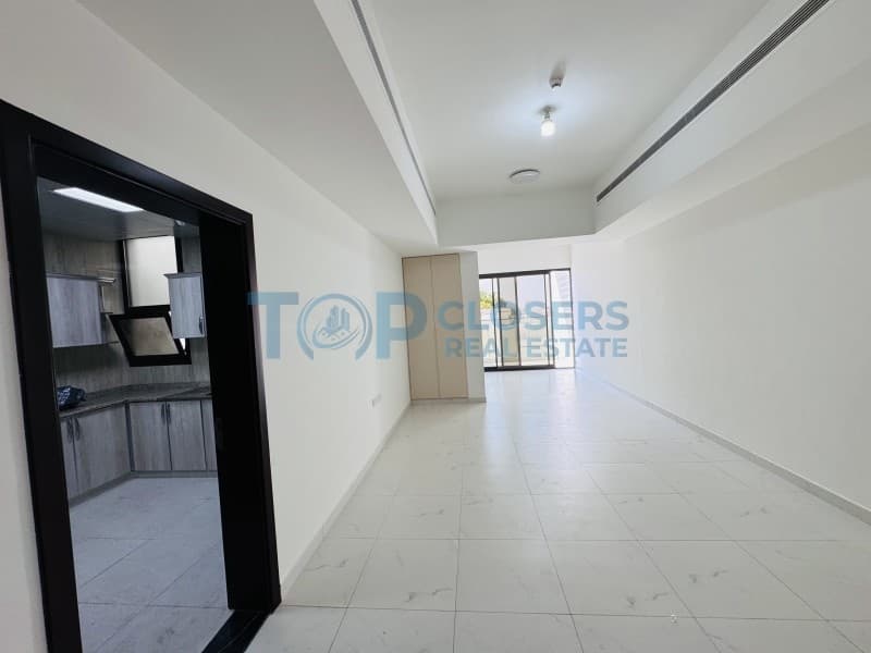 Prime Location | Central Ac Free| Balcony - Image 2