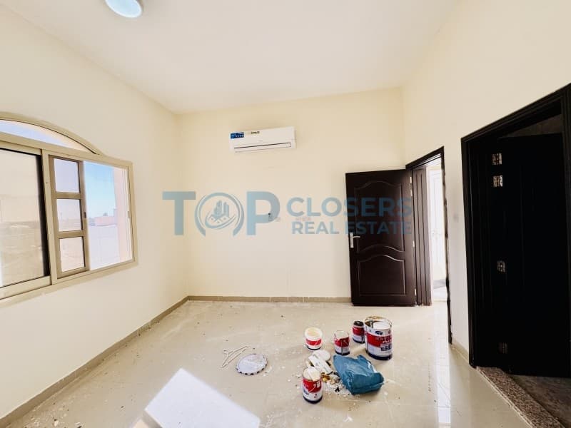 Prime Location | Spacious & Bright | Balcony - Image 2