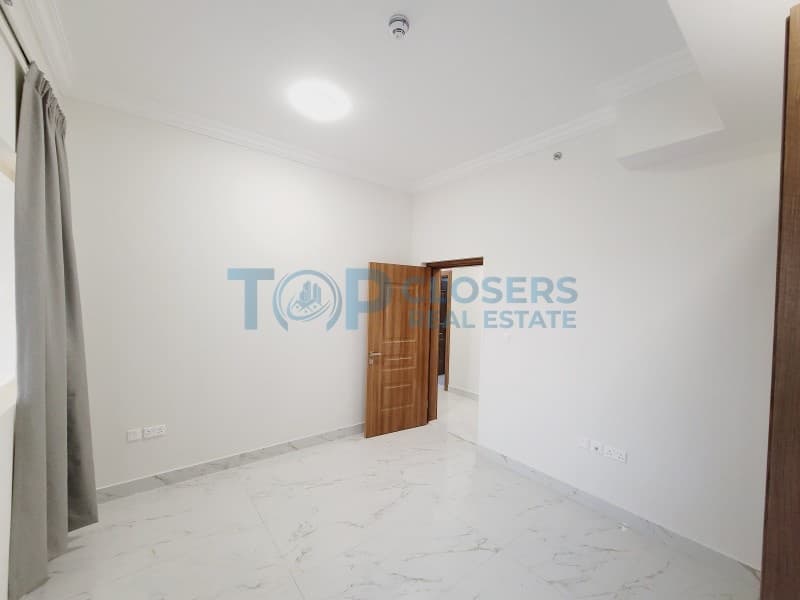 Brand New | Built In Wardrobe | Elevator |Spacious - Image 2