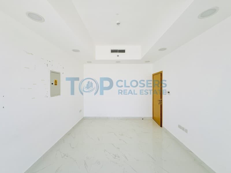 2nd Tenant | Prime Location |Near To UAE University - Image 4