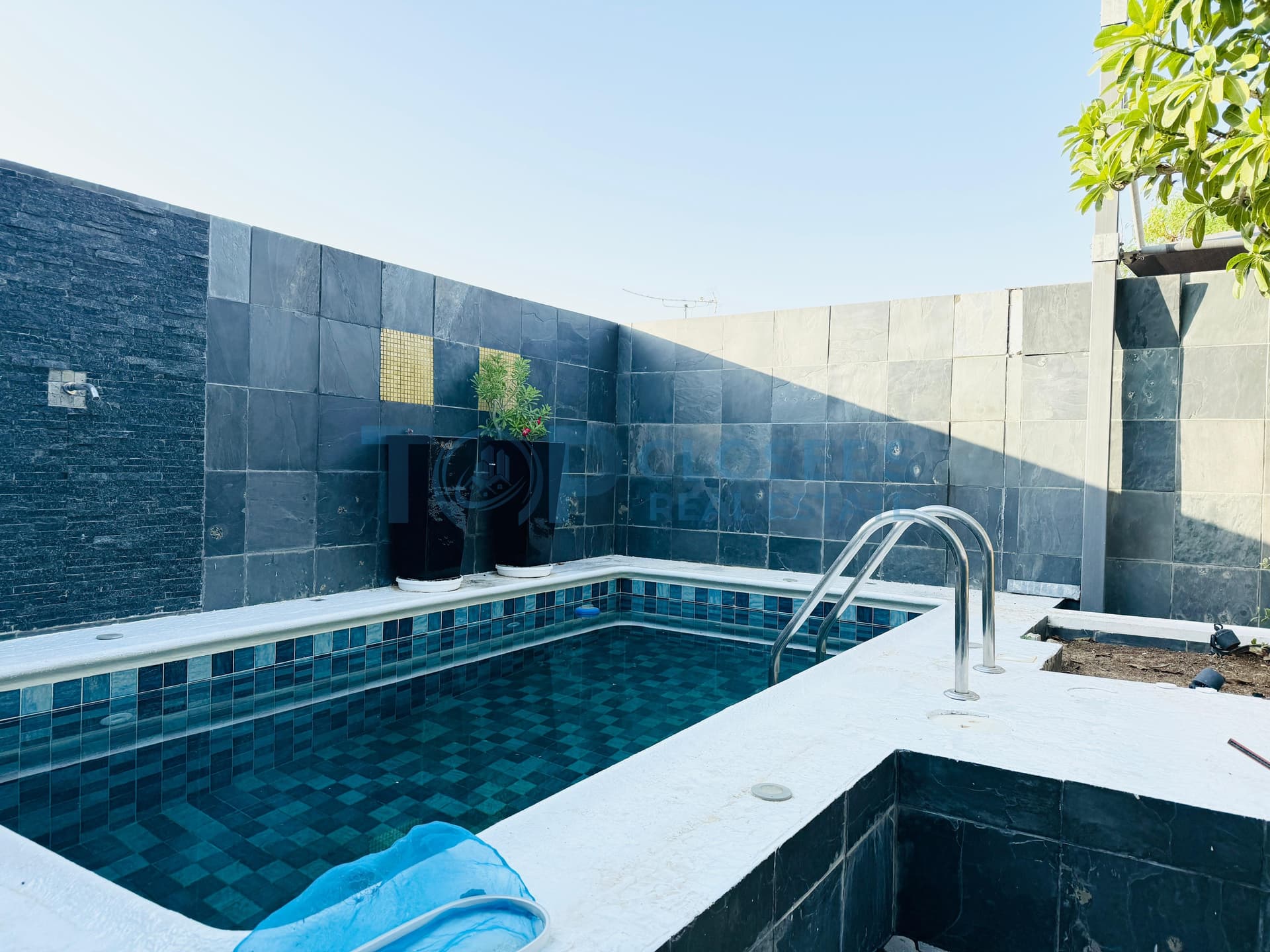 Private Pool | Ground Floor | Open Kitchen - Image 1