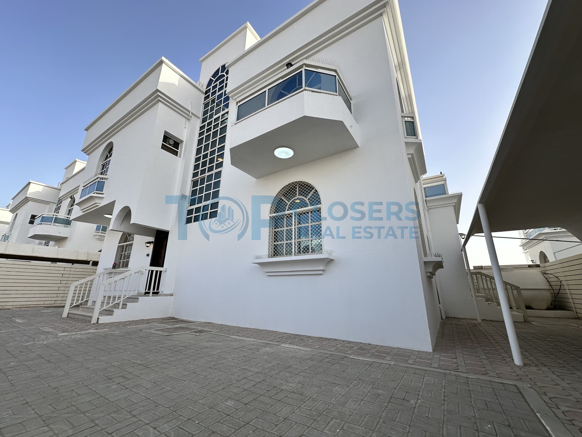Newly Renovated | Private Villa | Prime location - Image 1