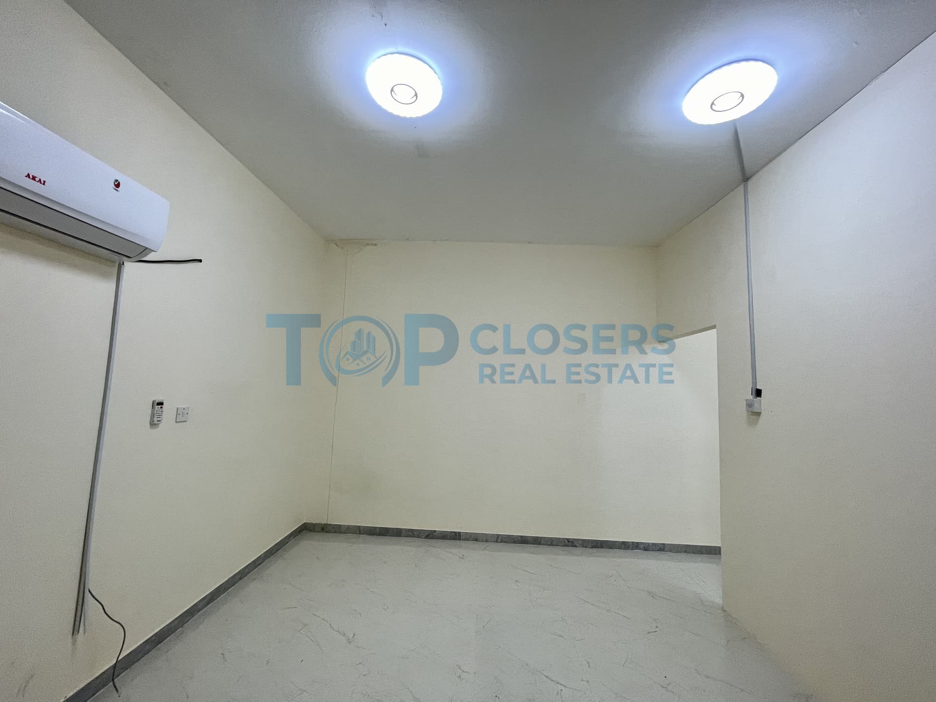 Including water electricity & wifi | Free parking - Image 1