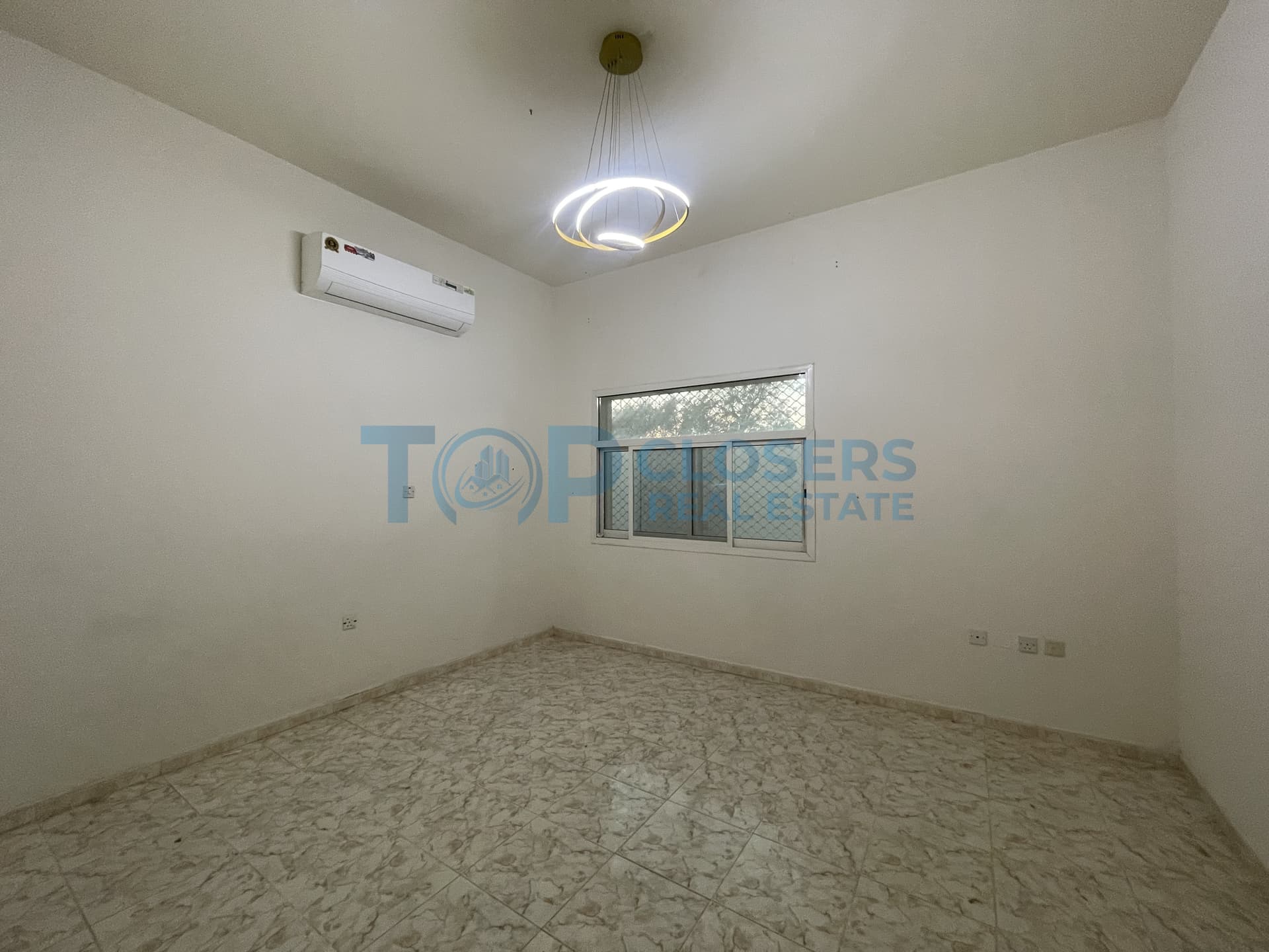 Private Ground Floor Villa | Near Dubai Exit - Image 3