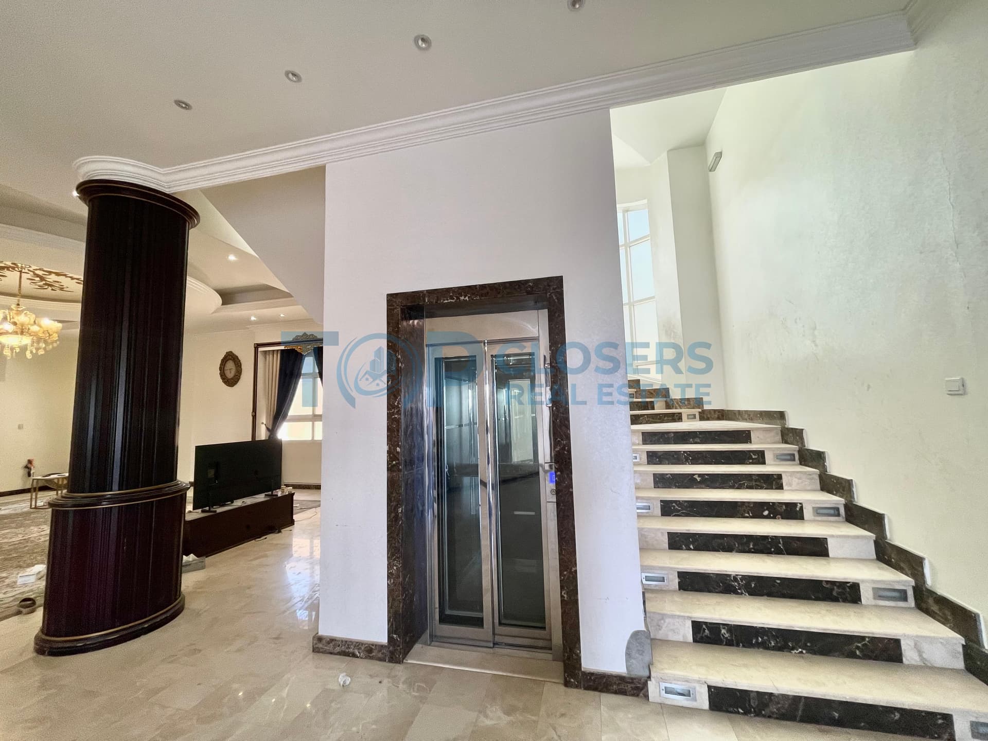 Nice decoration|Elevator | Electricity Local Name - Image 3